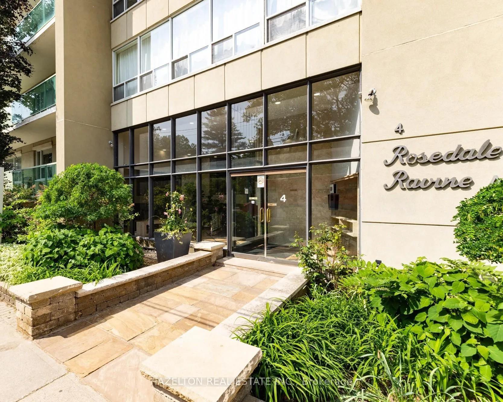 Photo 14 of Unit B1, 4 Sherbourne Street N, Toronto, Rosedale-Moore Park — HOMEH