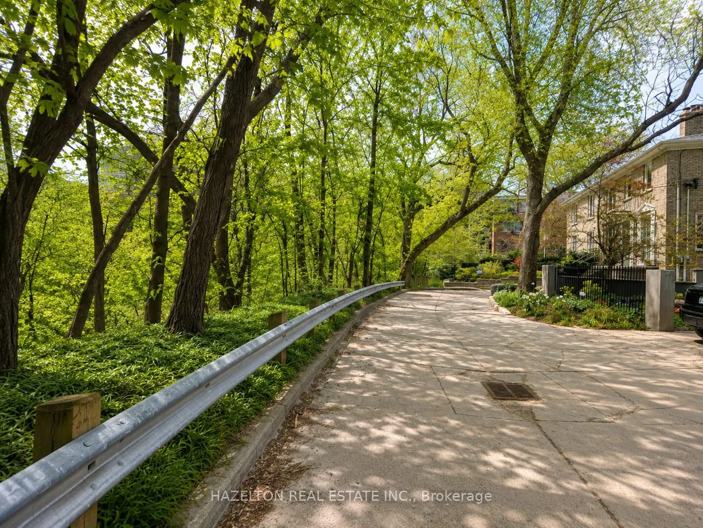 Photo 16 of Unit B1, 4 Sherbourne Street N, Toronto, Rosedale-Moore Park — HOMEH