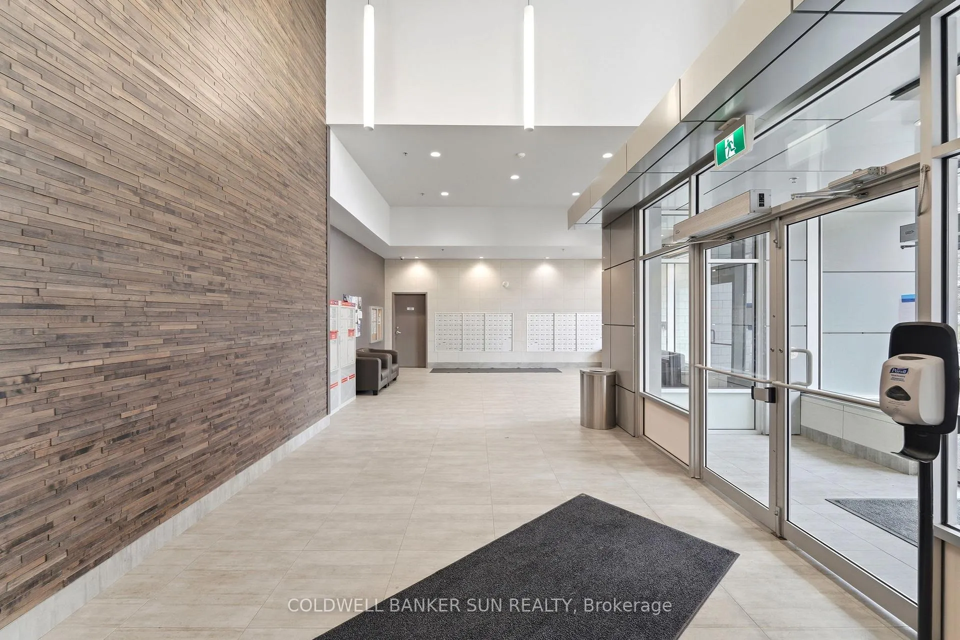 Photo 4 of Unit 1308, 318 Spruce Street, Waterloo, Lakeshore Village — HOMEH