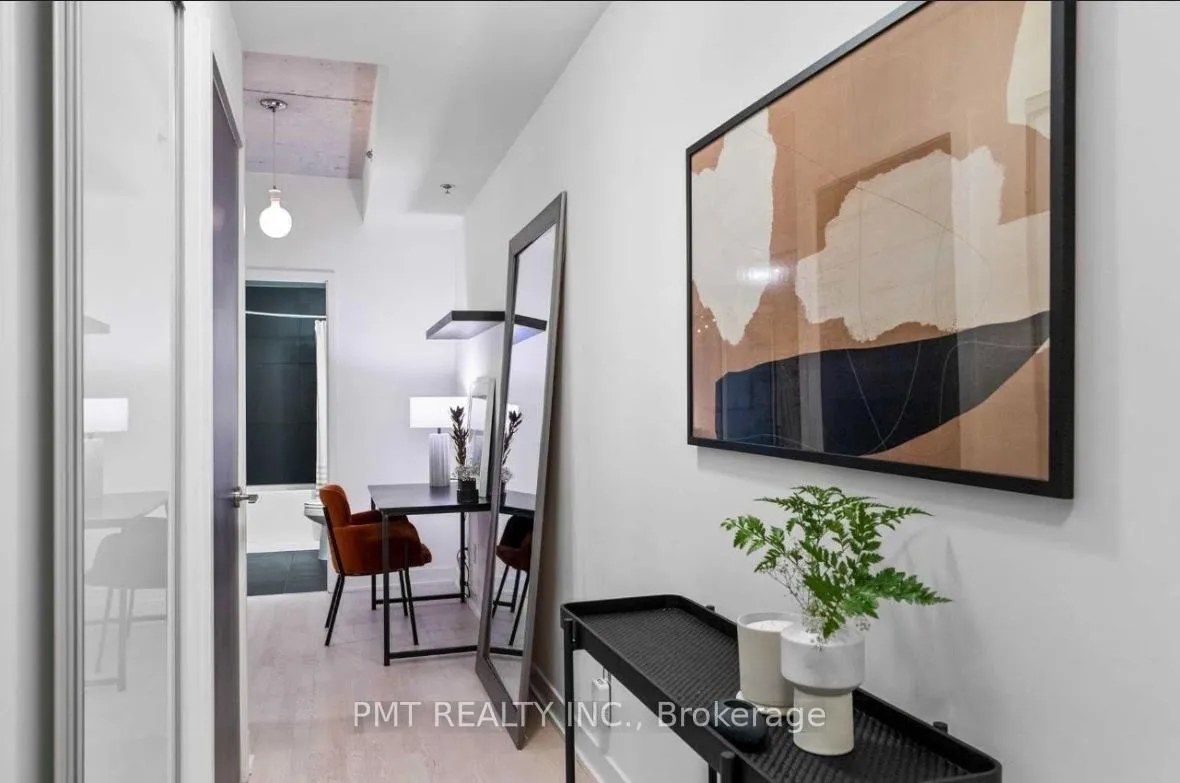 Photo 3 of Unit 201, 20 Gladstone Avenue, Toronto, Little Portugal — HOMEH