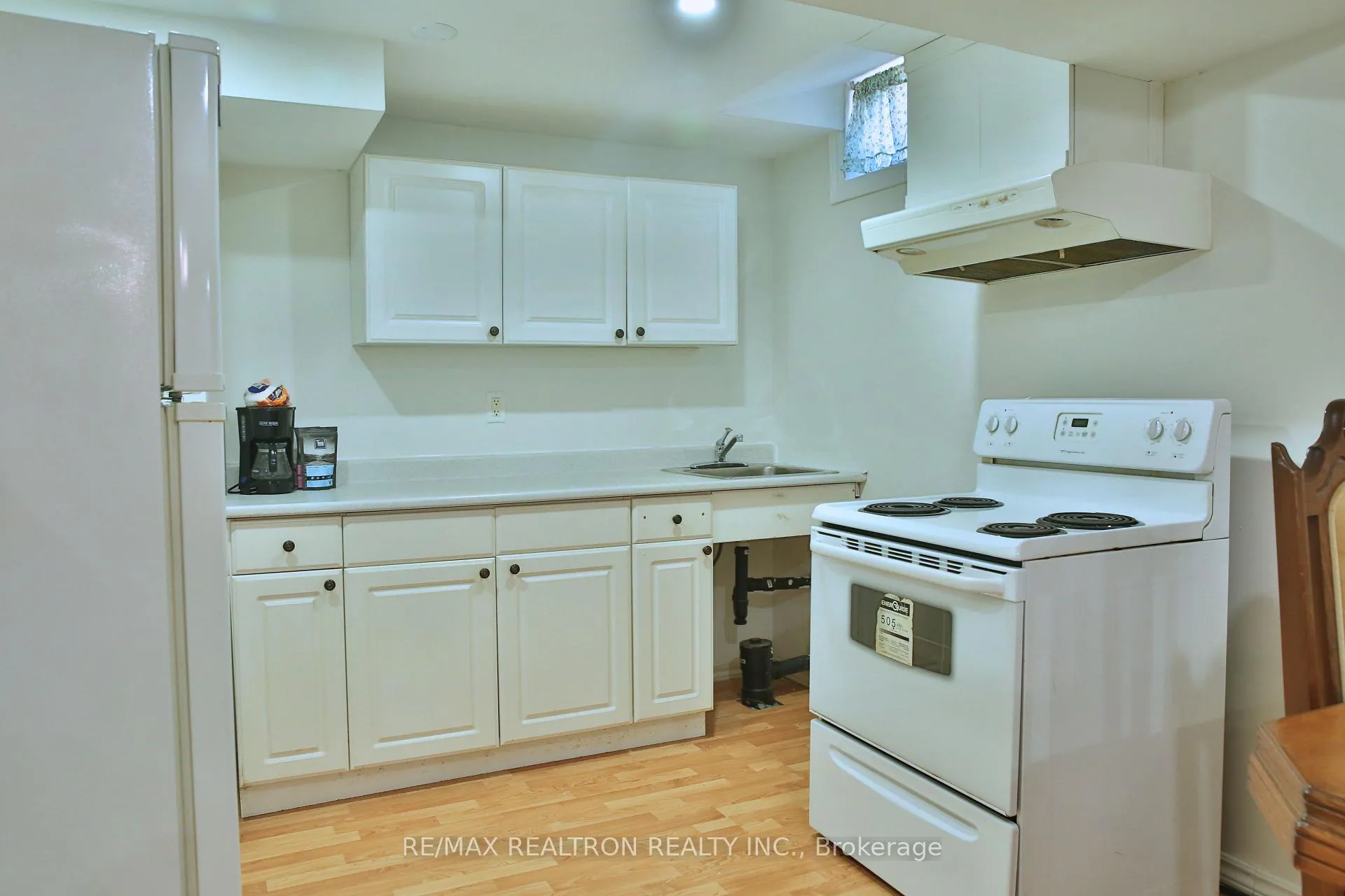 Photo 7 of Unit Bsmnt, 2 Lavery Trail, Scarborough, Highland Creek — HOMEH