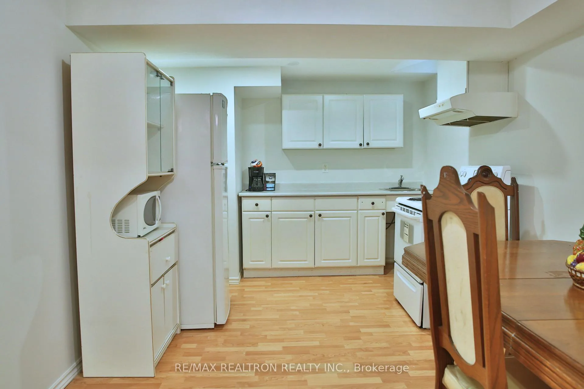 Photo 8 of Unit Bsmnt, 2 Lavery Trail, Scarborough, Highland Creek — HOMEH
