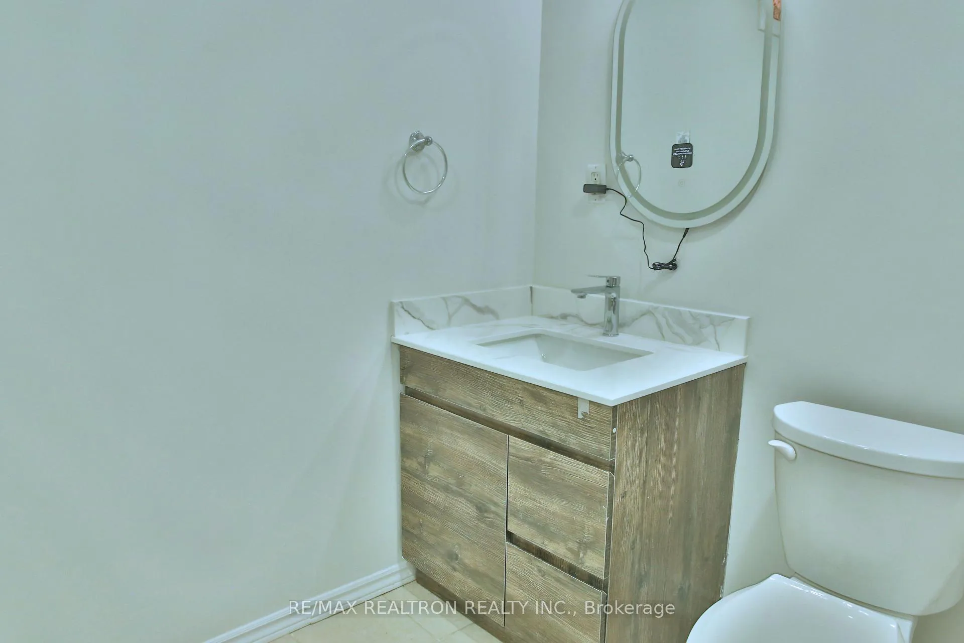 Photo 13 of Unit Bsmnt, 2 Lavery Trail, Scarborough, Highland Creek — HOMEH
