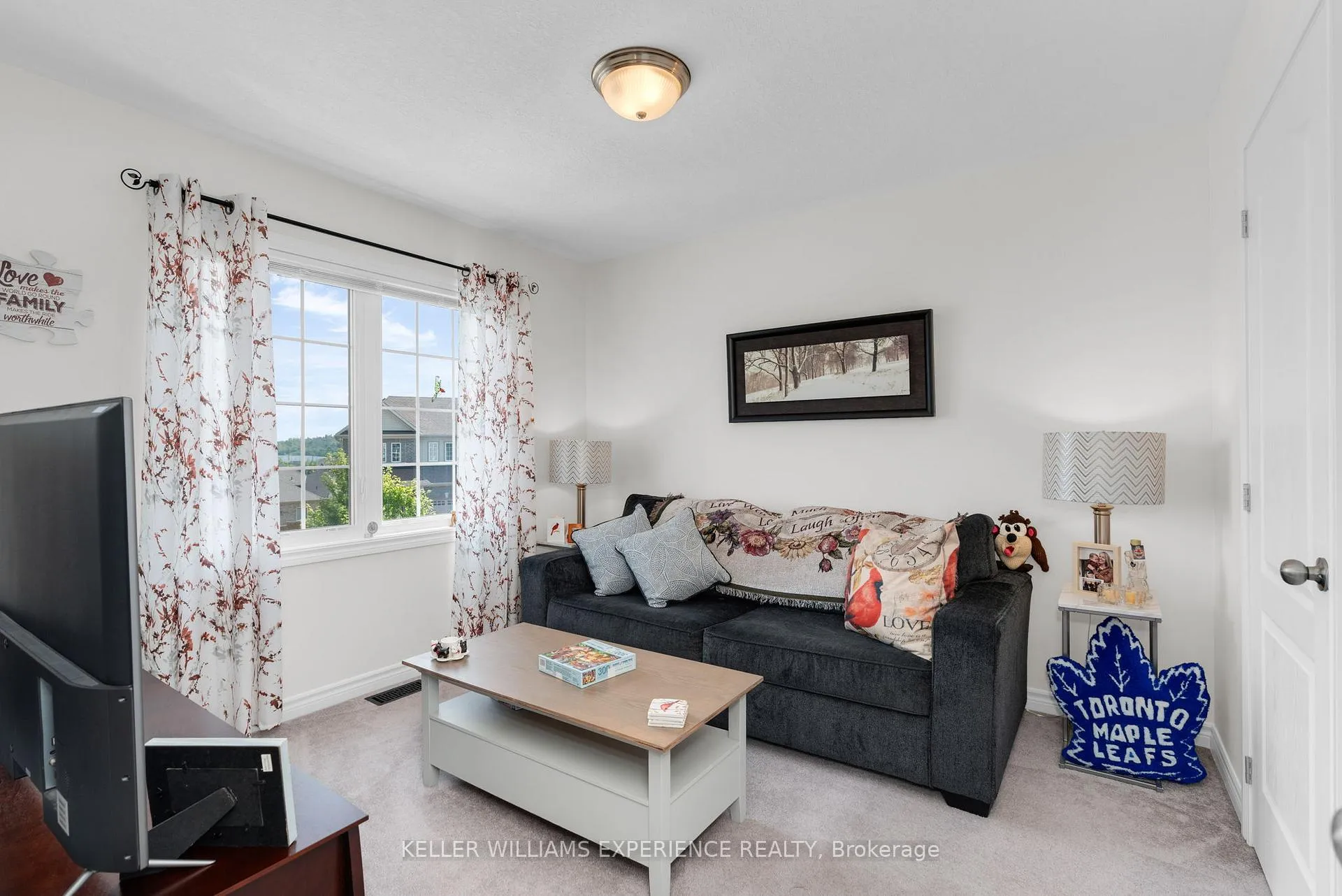 Photo 12 of 197 Isabella Drive, Orillia — HOMEH