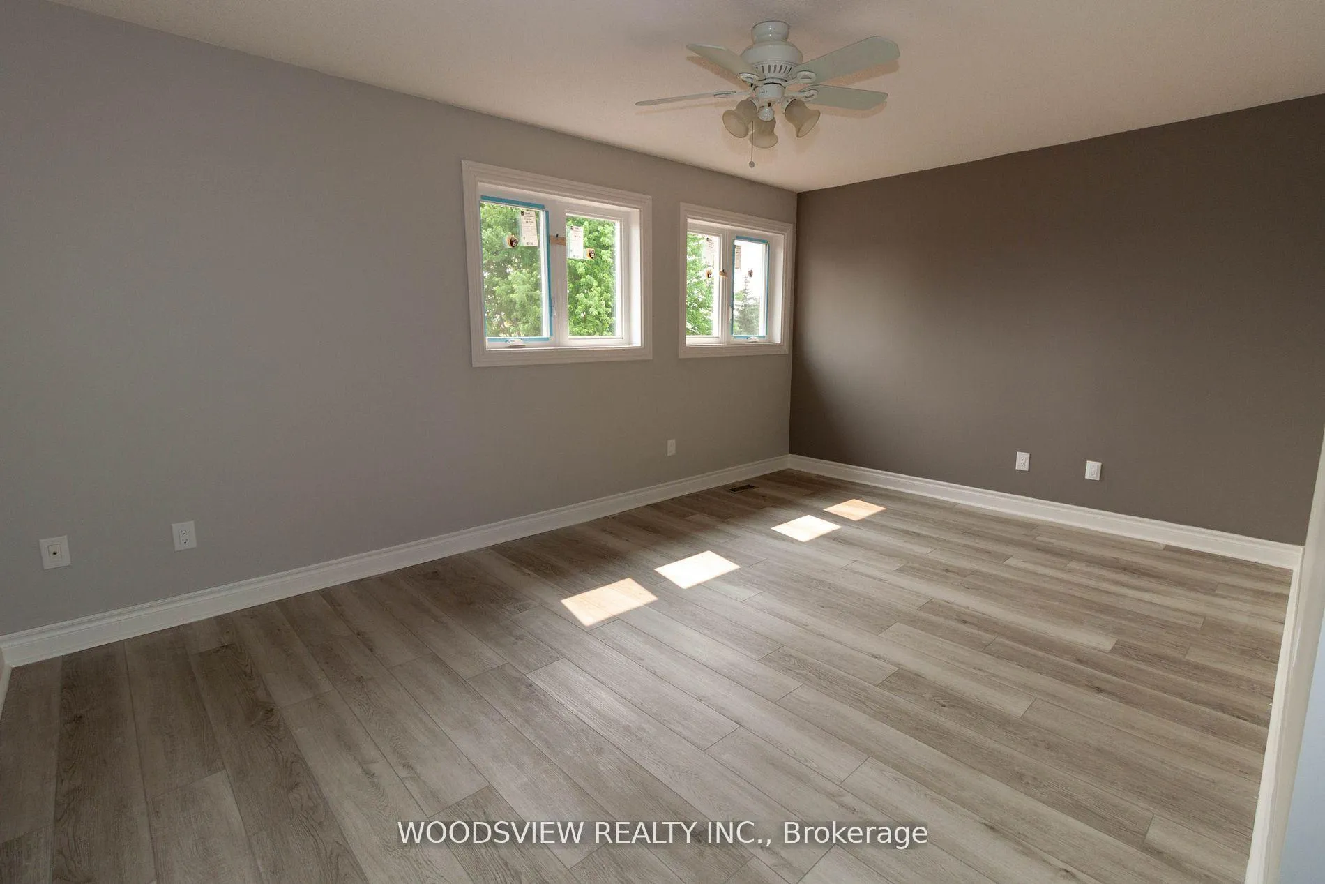 Photo 7 of 52 Rush Road, Aurora, Bayview Wellington — HOMEH