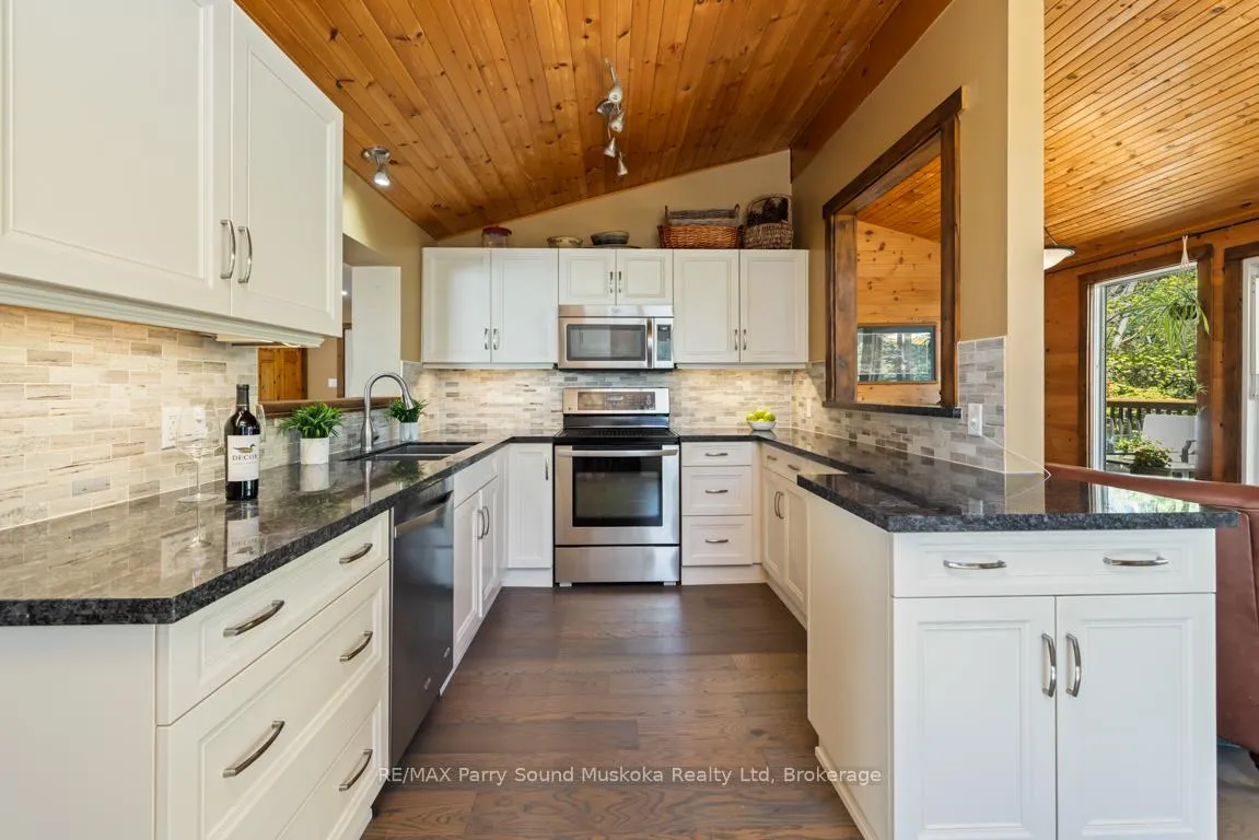 Photo 22 of 13 Peninsula Shores Road E, McDougall — HOMEH