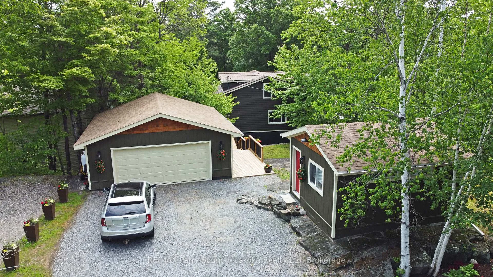 Photo 12 of 13 Peninsula Shores Road E, McDougall — HOMEH