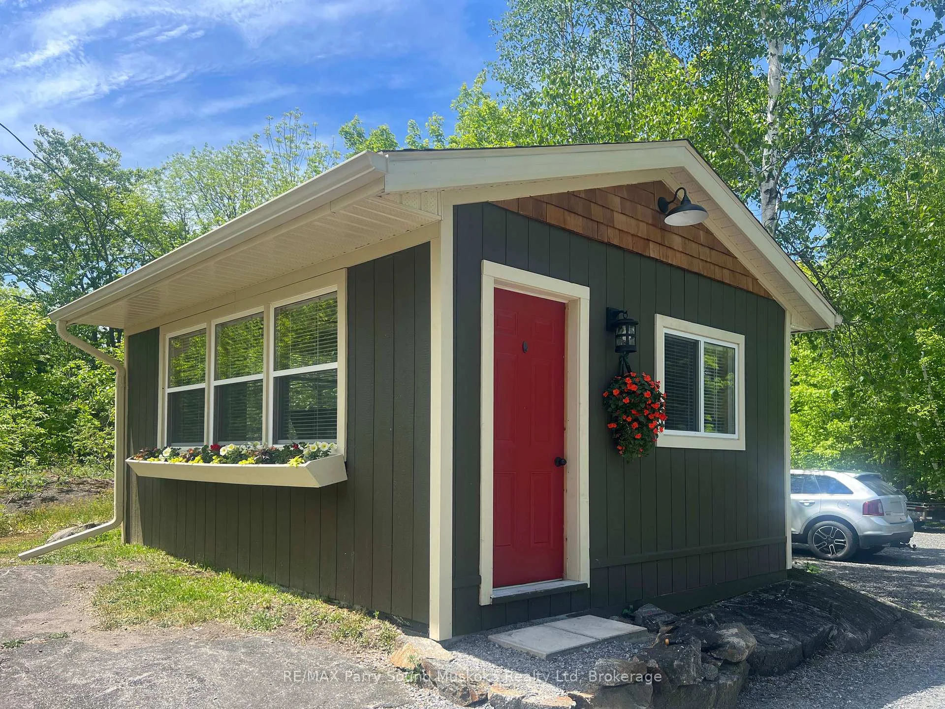 Photo 15 of 13 Peninsula Shores Road E, McDougall — HOMEH