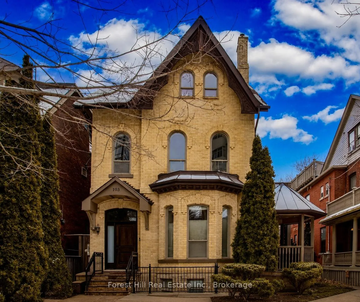 Front of Unit 2, 103 Pembroke Street