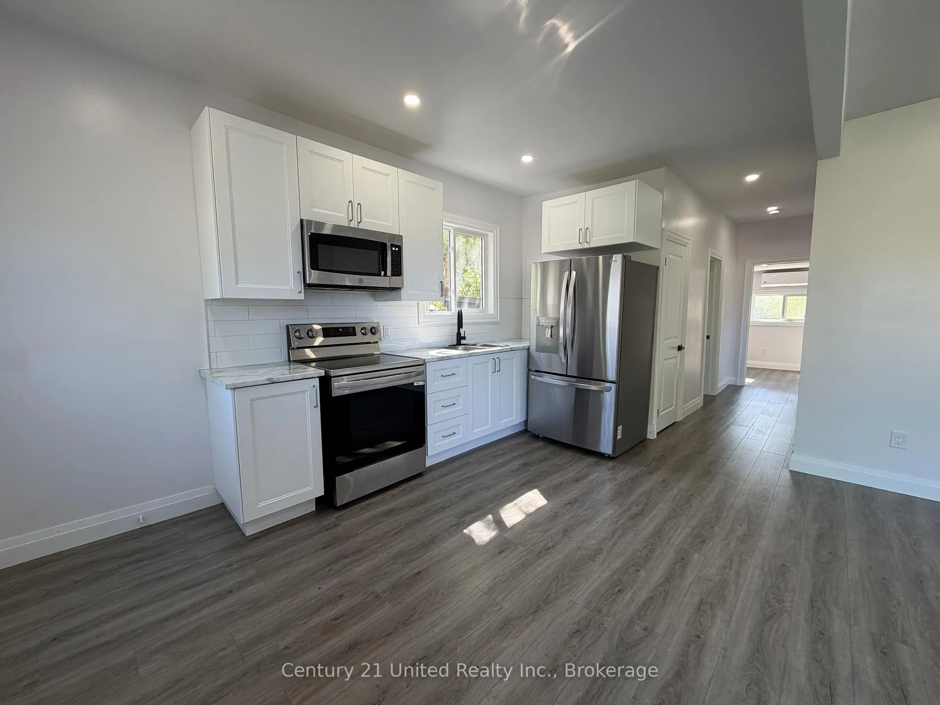 Photo 6 of Unit A, 825 Cameron Street, Peterborough, Otonabee Ward 1 — HOMEH