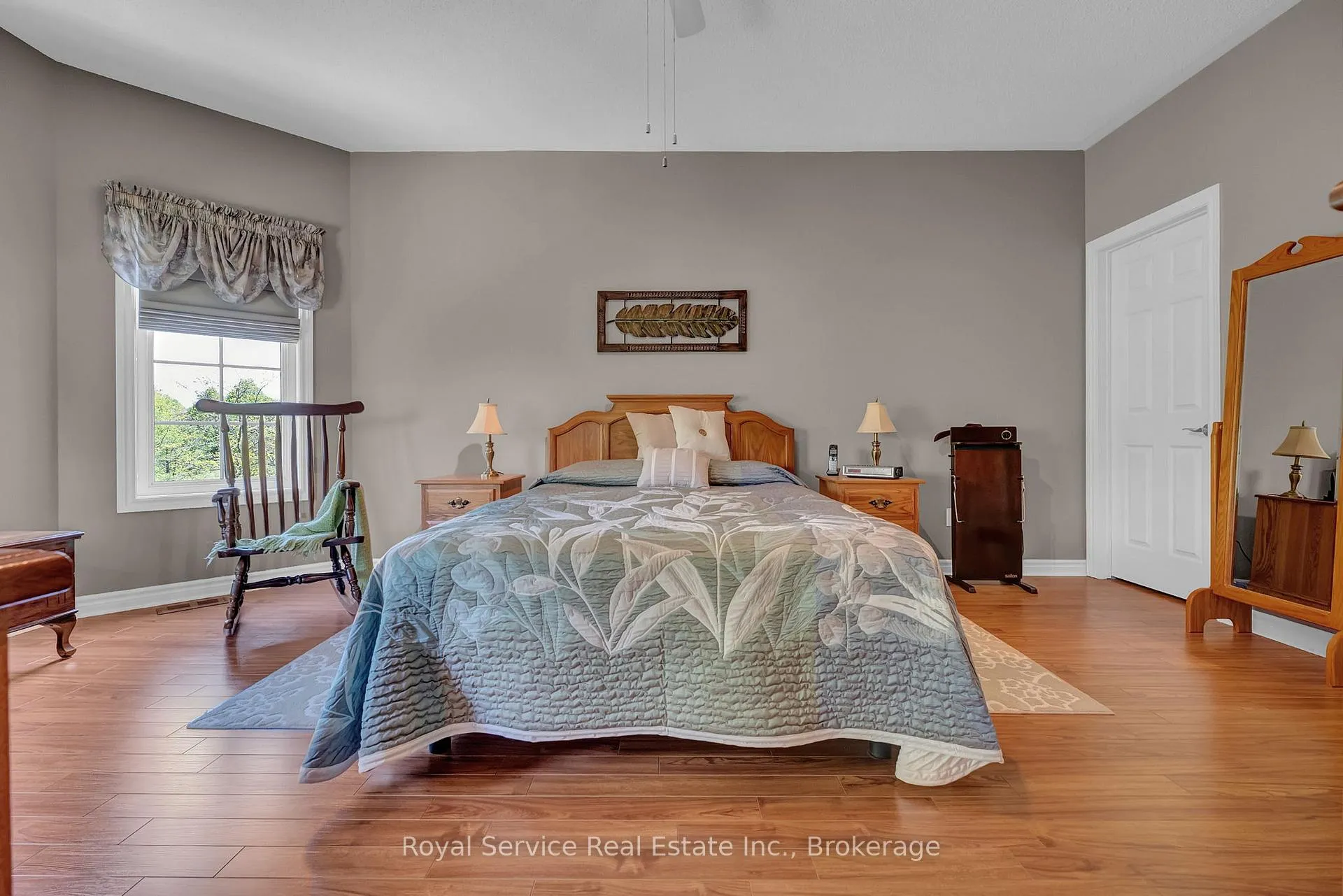 Photo 23 of 18 Dolan Court, Clarington, Bowmanville — HOMEH