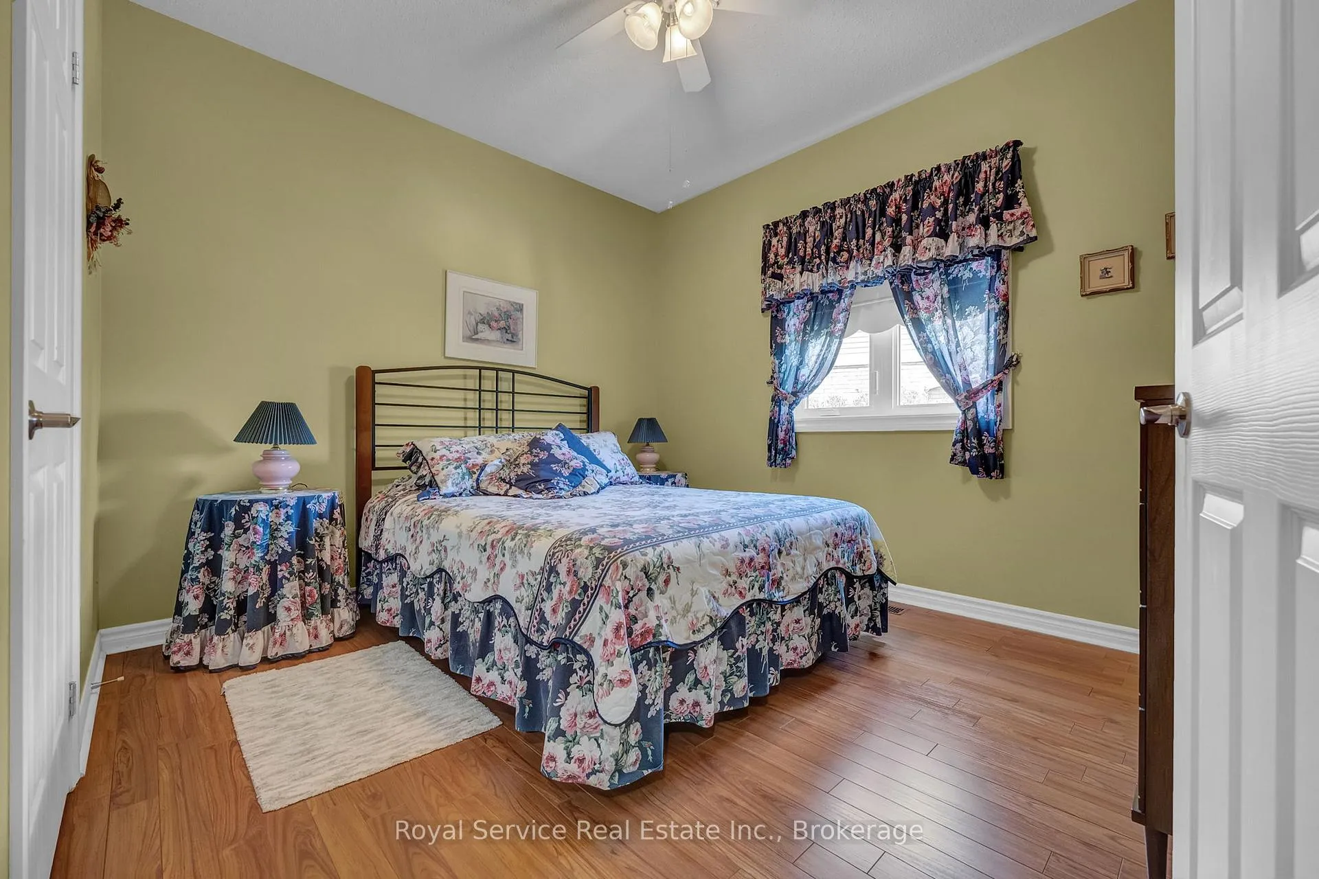 Photo 29 of 18 Dolan Court, Clarington, Bowmanville — HOMEH