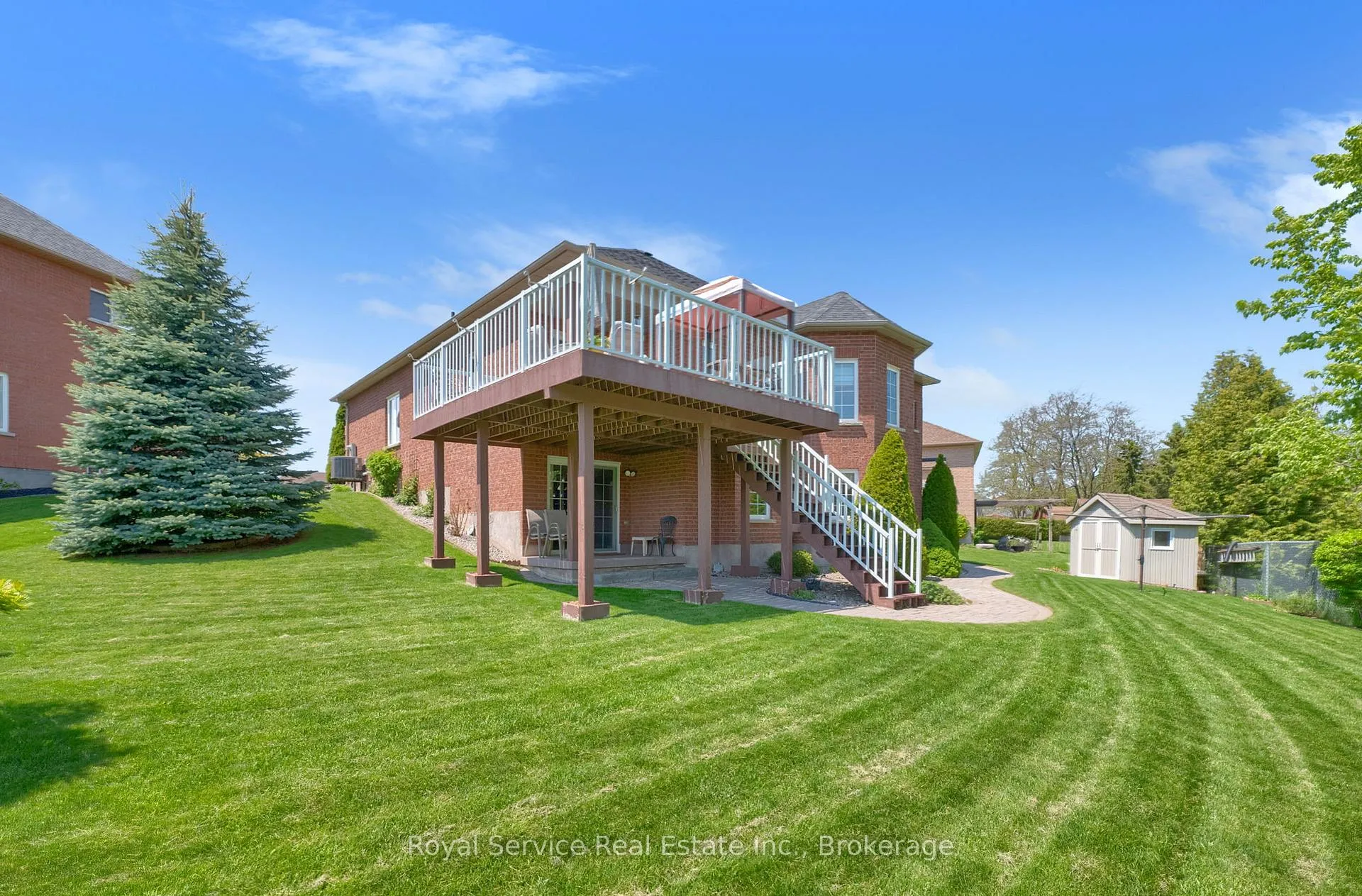 Photo 32 of 18 Dolan Court, Clarington, Bowmanville — HOMEH