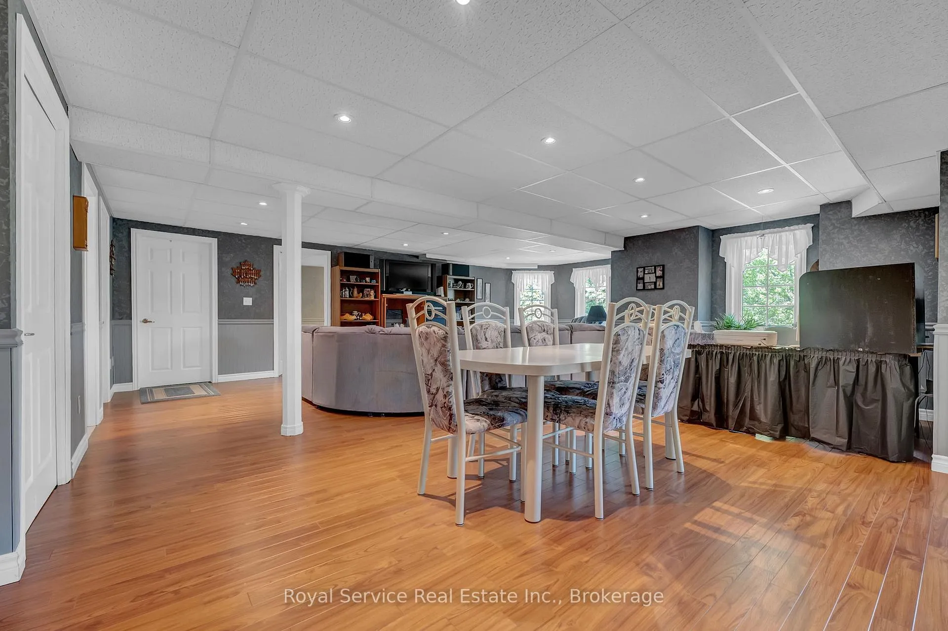 Photo 34 of 18 Dolan Court, Clarington, Bowmanville — HOMEH