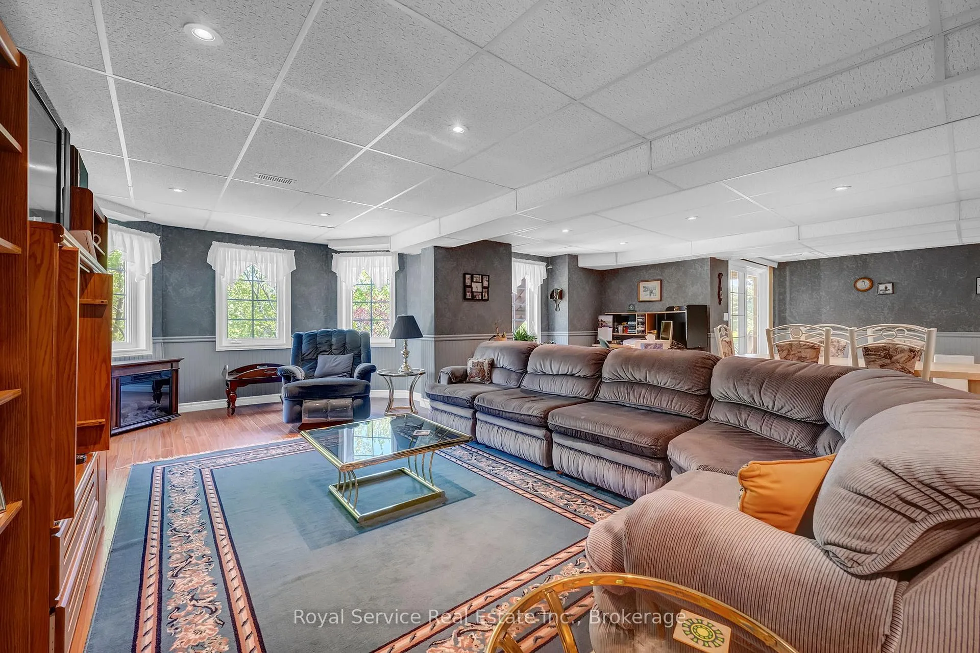 Photo 39 of 18 Dolan Court, Clarington, Bowmanville — HOMEH