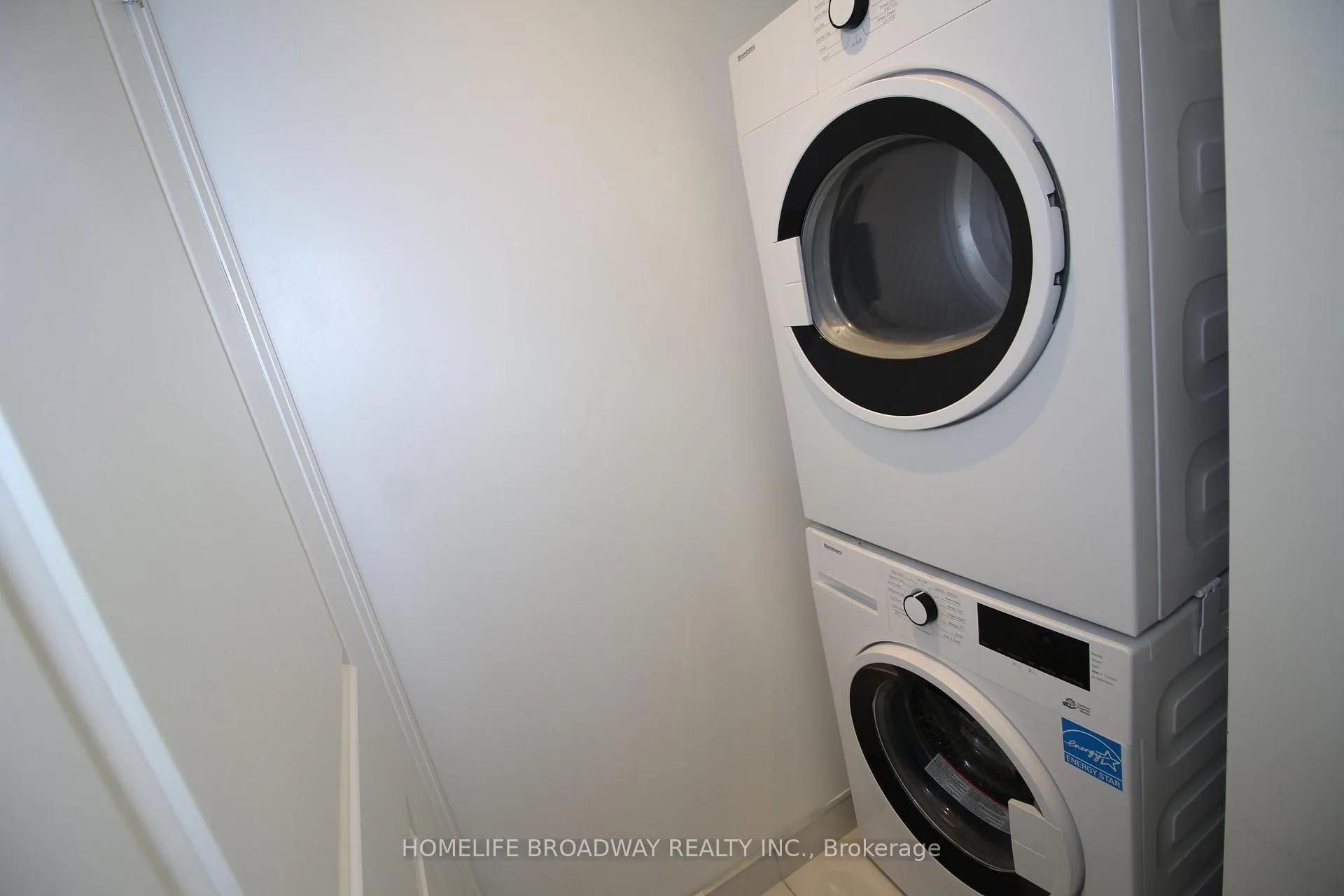 Photo 10 of Unit 738, 251 Jarvis Street, Toronto, Moss Park — HOMEH