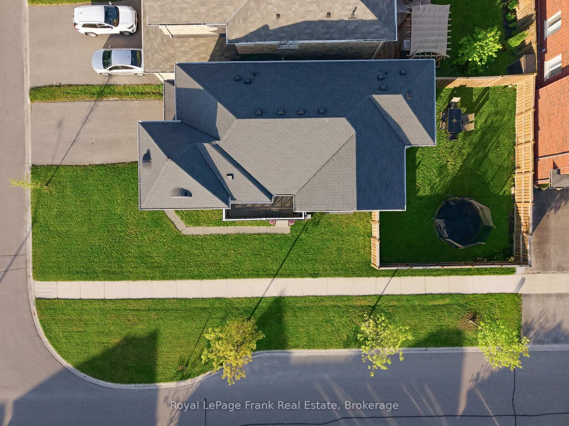 Photo 5 of 1 Gomme Avenue, Clarington, Newcastle — HOMEH