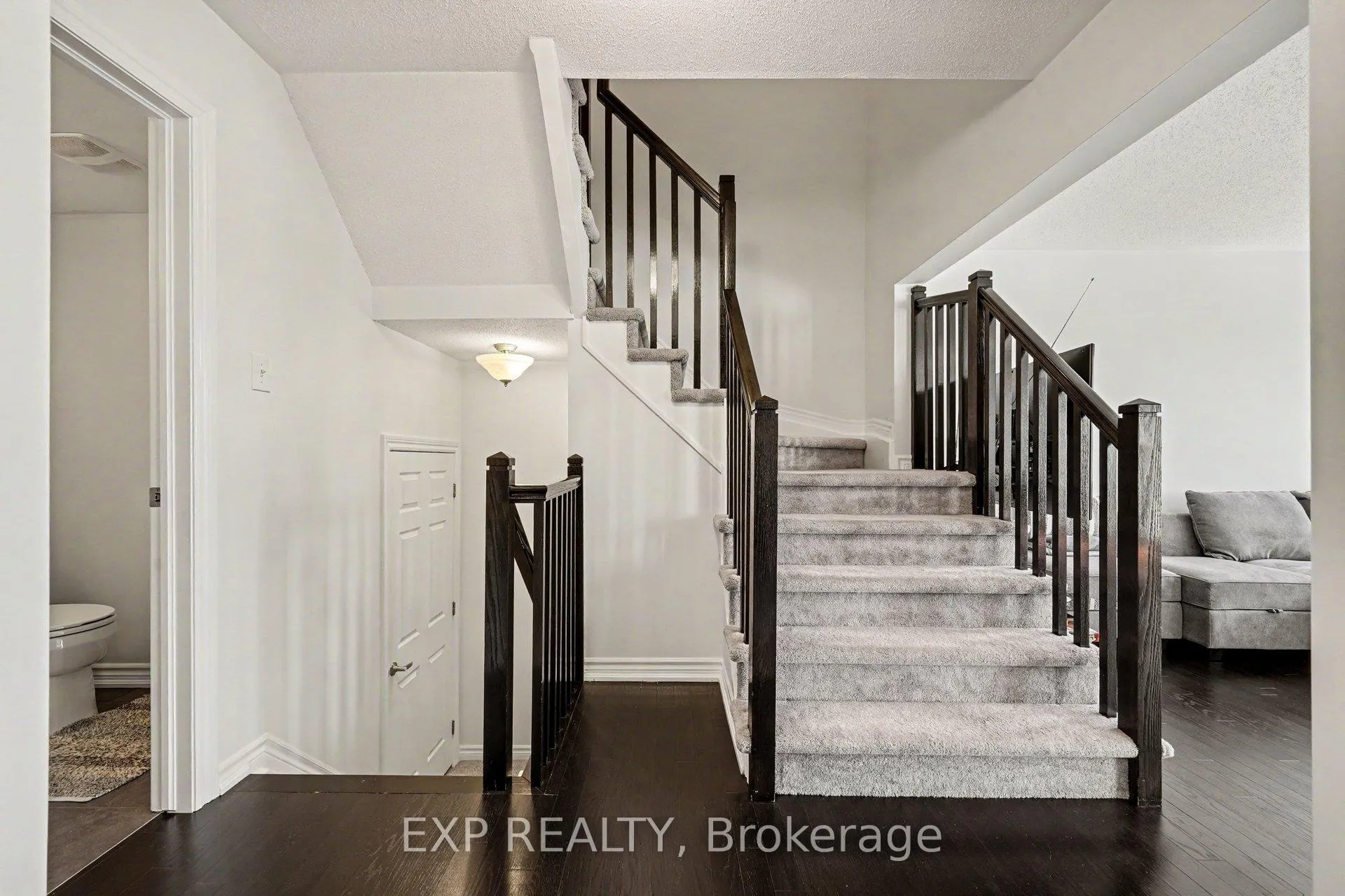 Photo 6 of 2433 Nutgrove Avenue, Ottawa, Barrhaven - Half Moon Bay — HOMEH