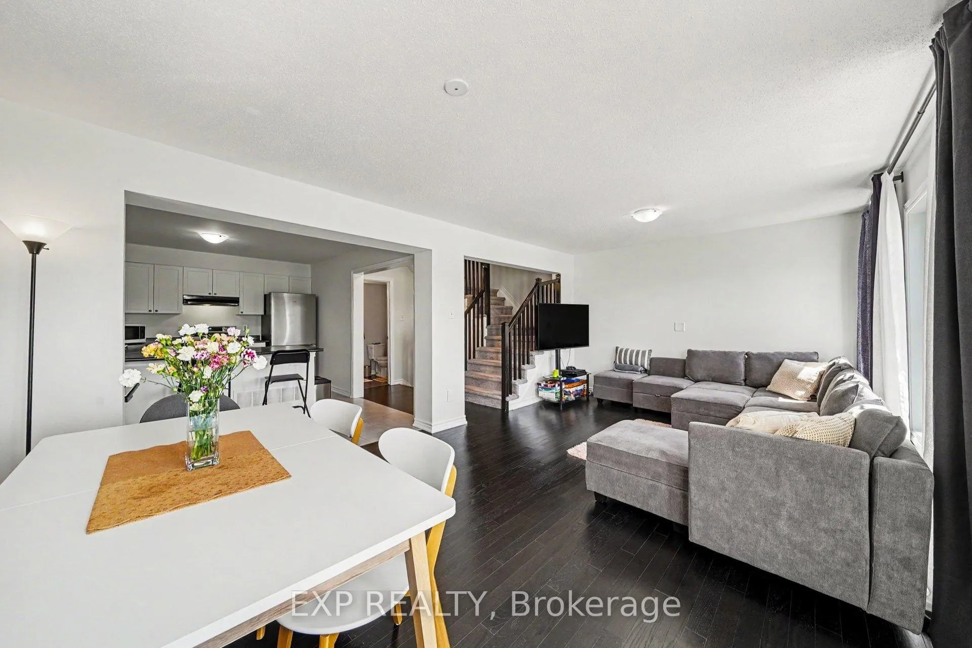 Photo 10 of 2433 Nutgrove Avenue, Ottawa, Barrhaven - Half Moon Bay — HOMEH