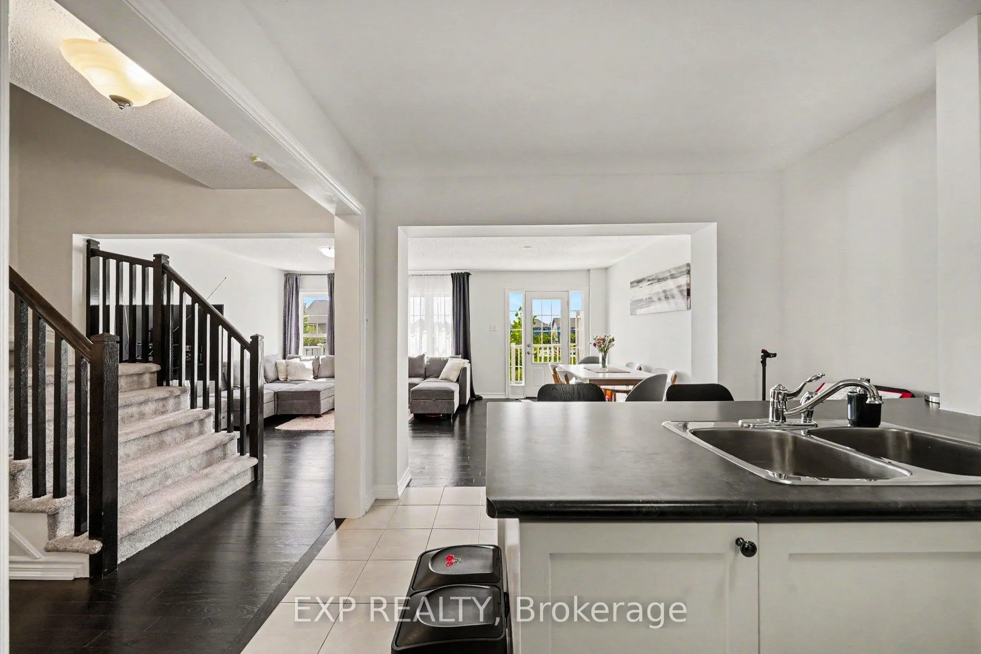 Photo 13 of 2433 Nutgrove Avenue, Ottawa, Barrhaven - Half Moon Bay — HOMEH