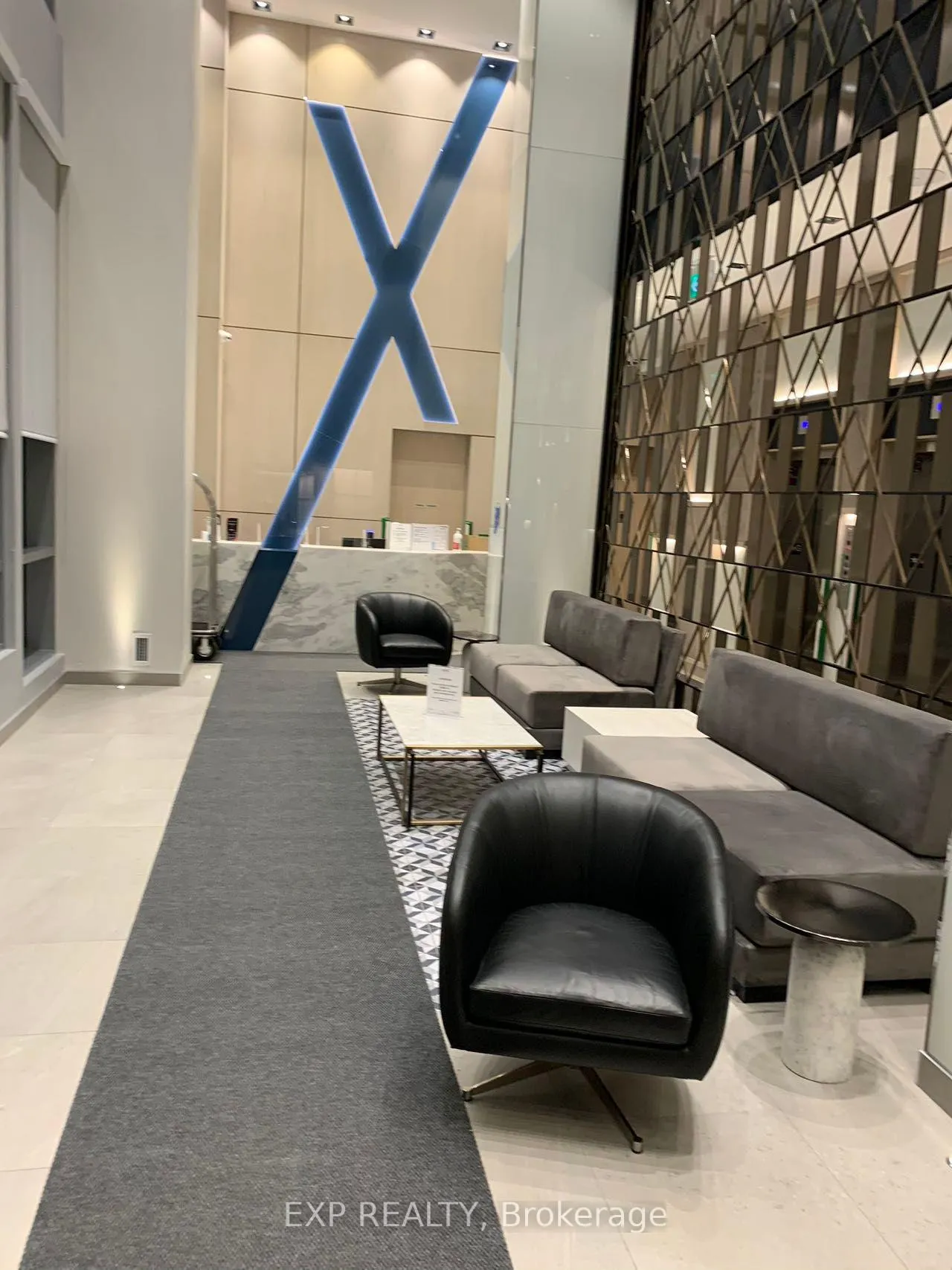 Photo 4 of Unit 3307, 77 Mutual Street, Toronto, Church-Yonge Corridor — HOMEH