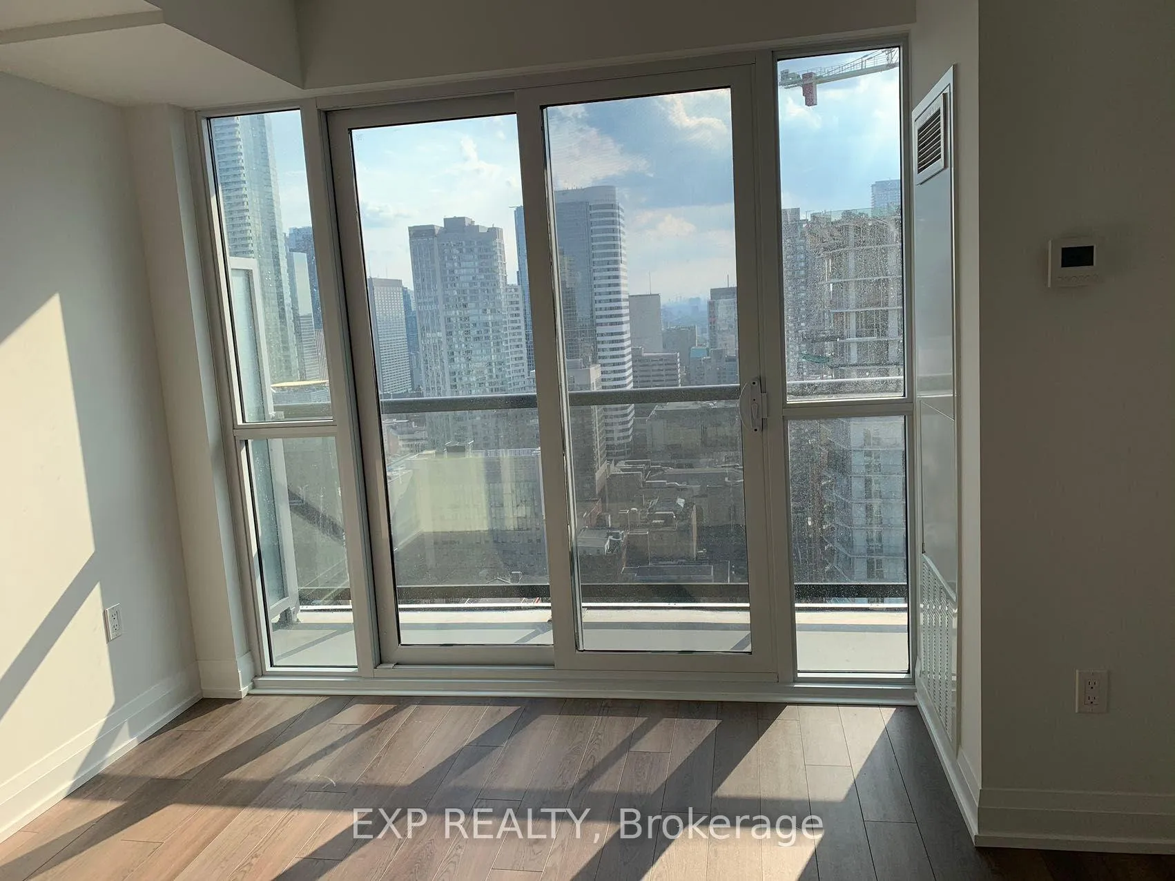 Photo 9 of Unit 3307, 77 Mutual Street, Toronto, Church-Yonge Corridor — HOMEH