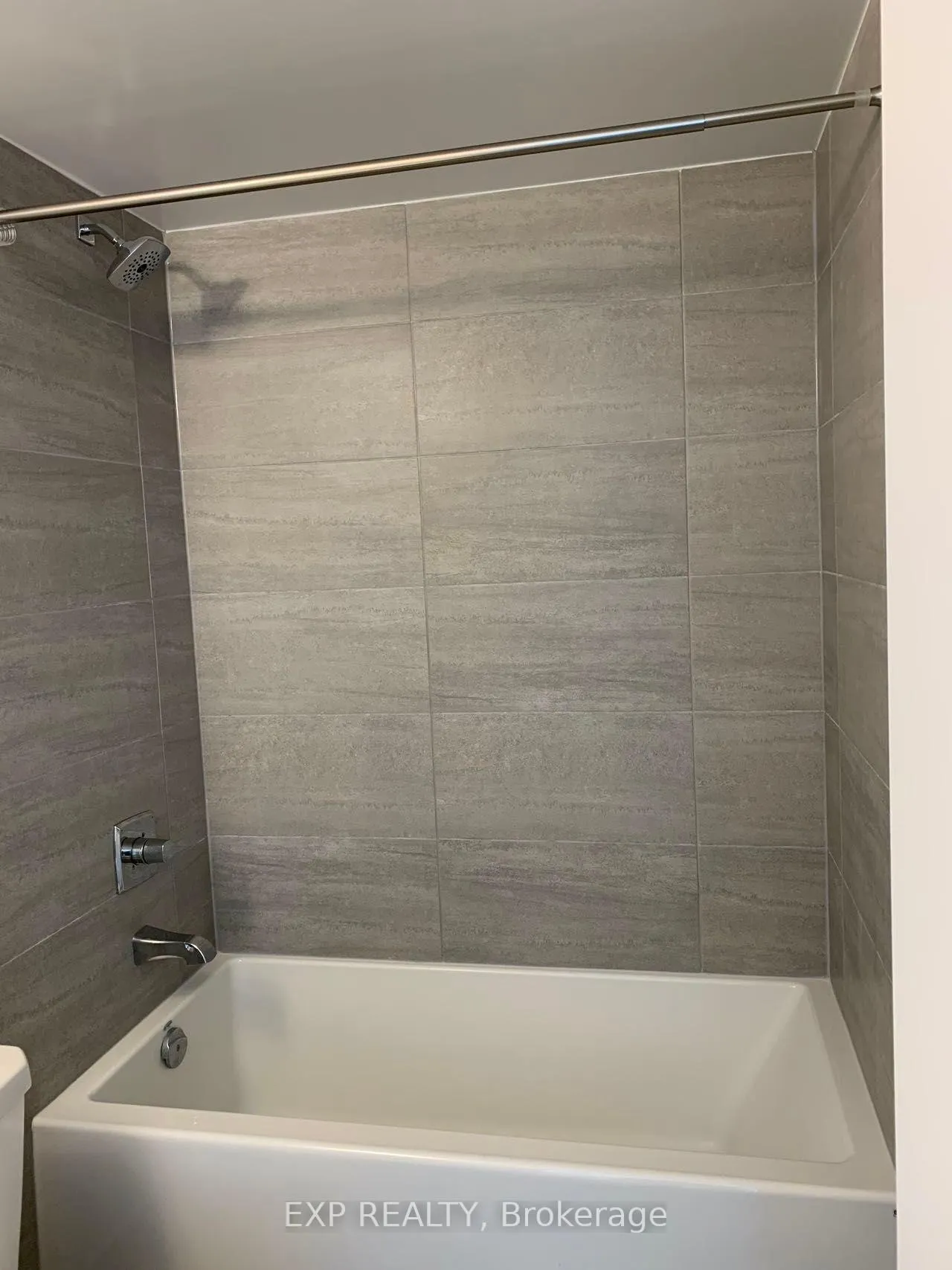 Photo 14 of Unit 3307, 77 Mutual Street, Toronto, Church-Yonge Corridor — HOMEH