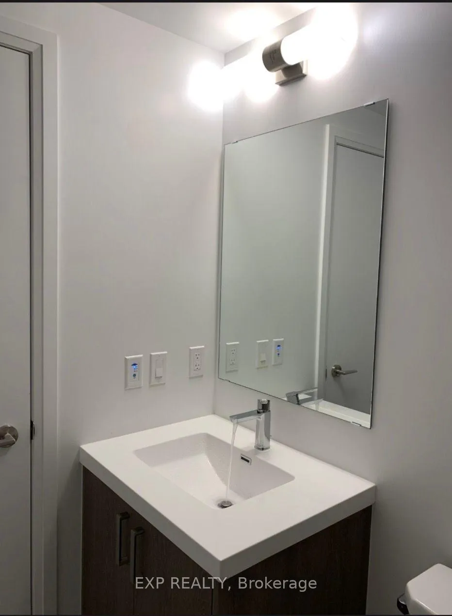 Photo 16 of Unit 3307, 77 Mutual Street, Toronto, Church-Yonge Corridor — HOMEH