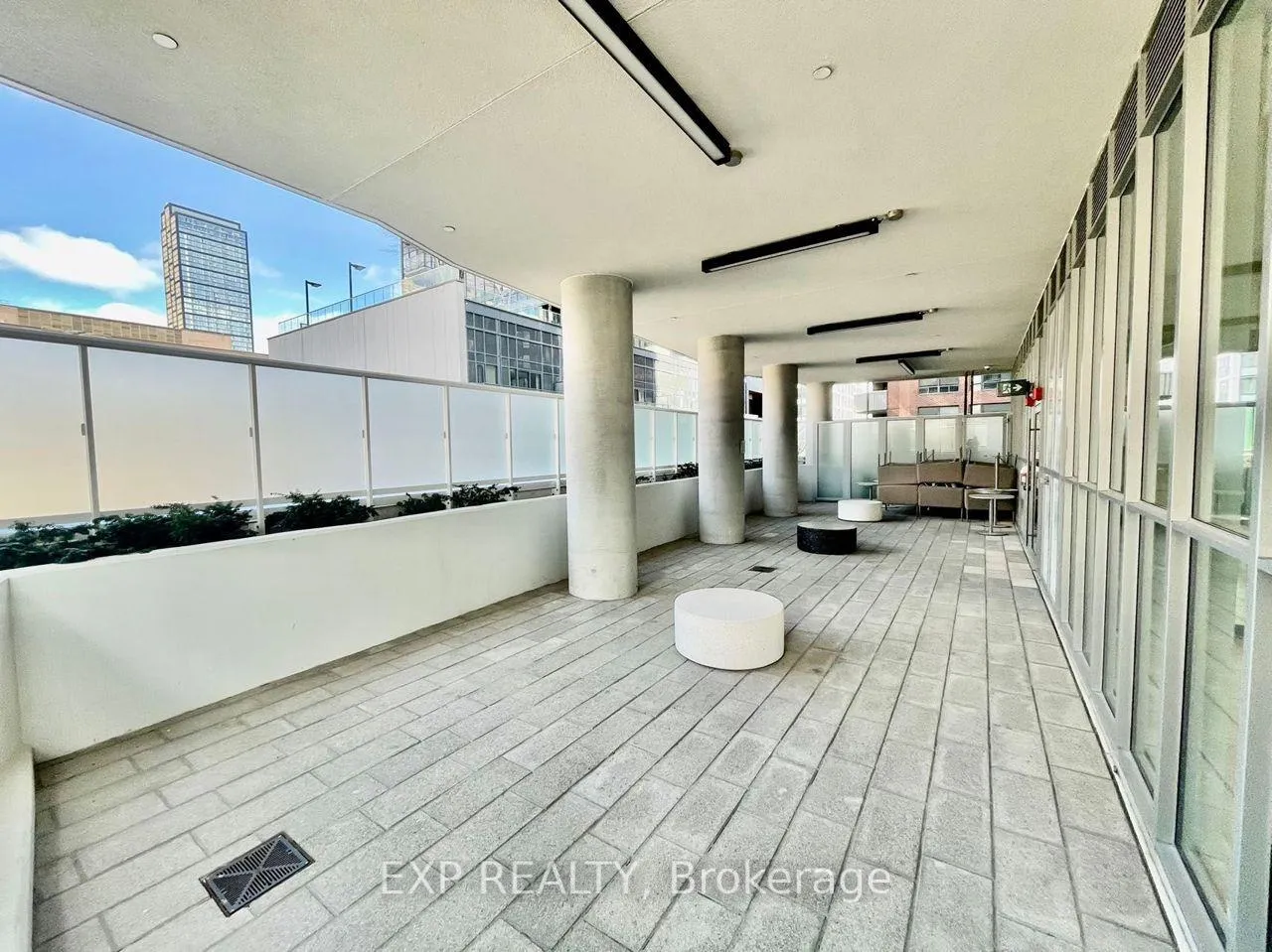 Photo 22 of Unit 3307, 77 Mutual Street, Toronto, Church-Yonge Corridor — HOMEH