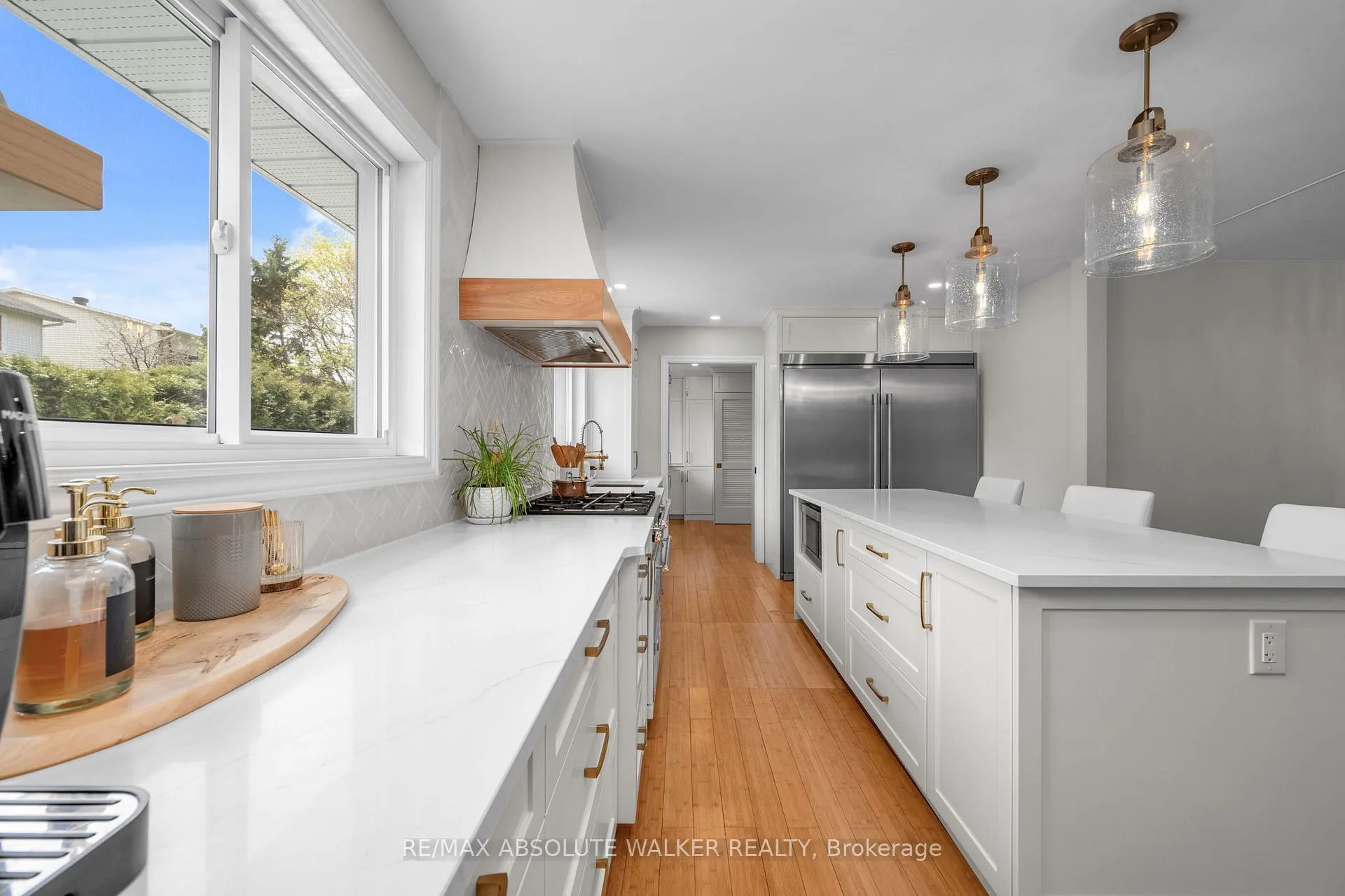 Photo 10 of 108 Plover Lane, Ottawa, Lincoln Heights — HOMEH