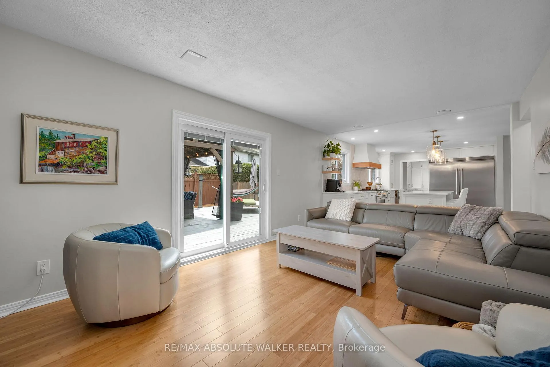Photo 20 of 108 Plover Lane, Ottawa, Lincoln Heights — HOMEH