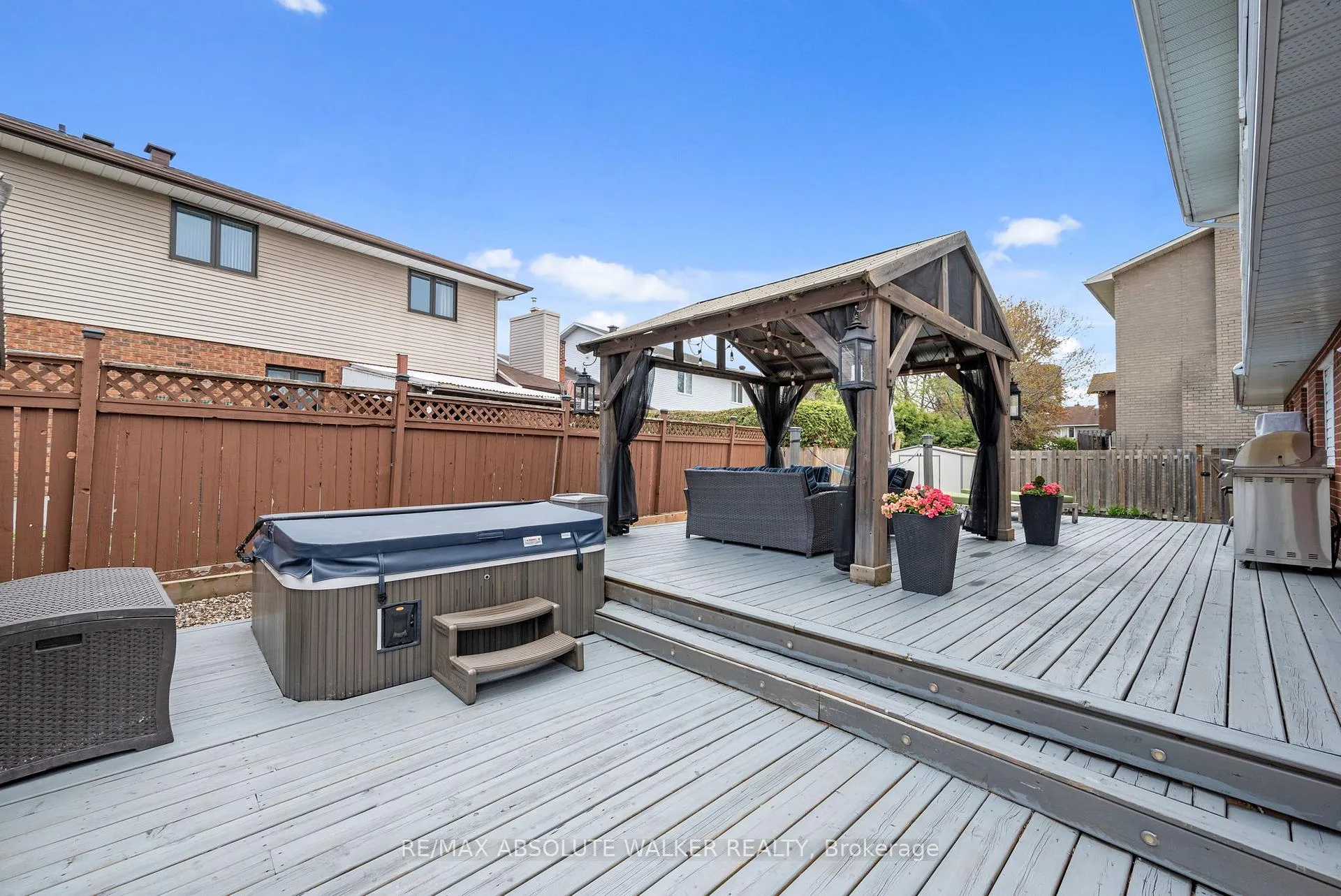 Photo 43 of 108 Plover Lane, Ottawa, Lincoln Heights — HOMEH