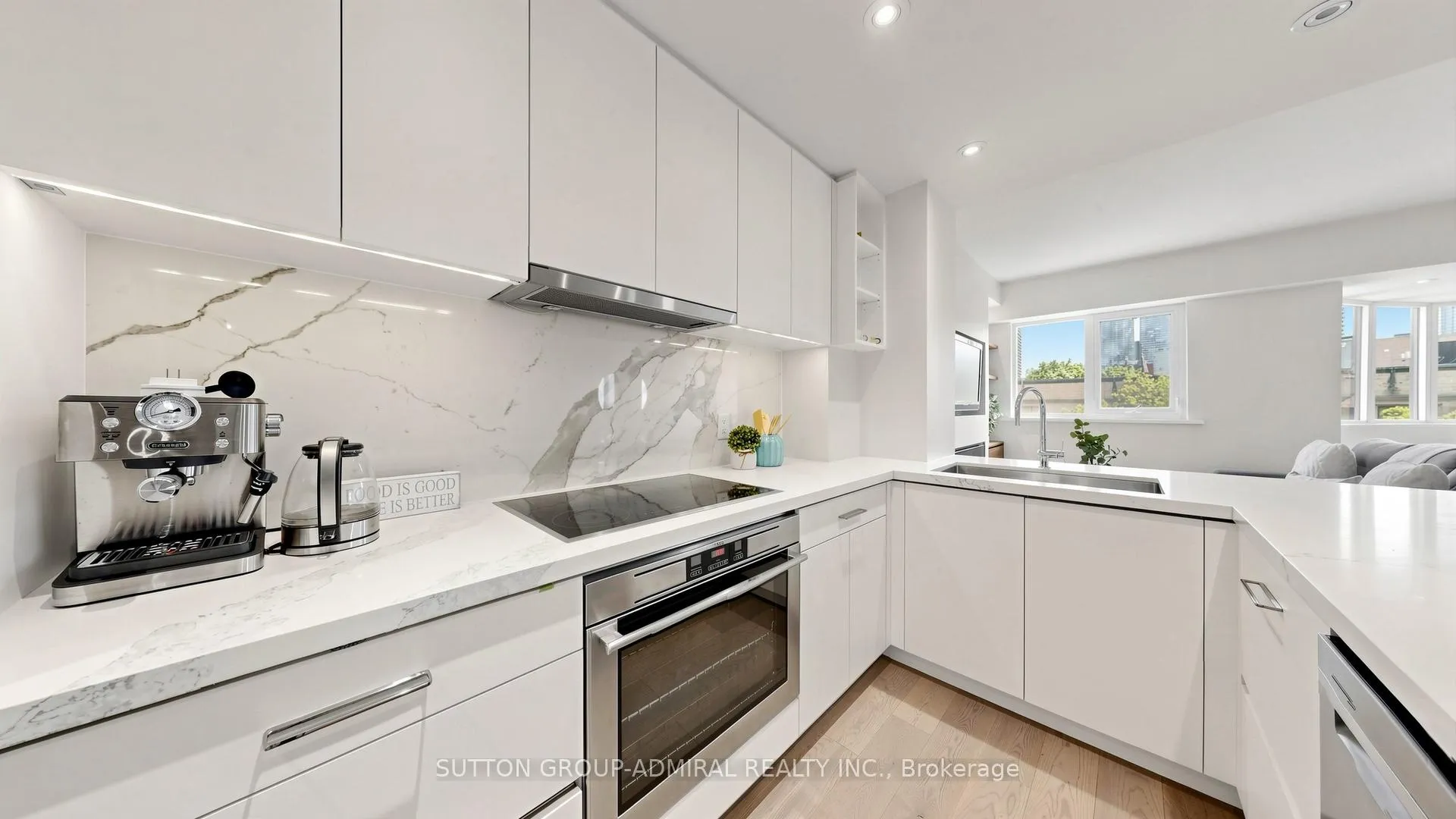Photo 2 of Unit TH16, 80 Adelaide Street E, Toronto, Church-Yonge Corridor — HOMEH