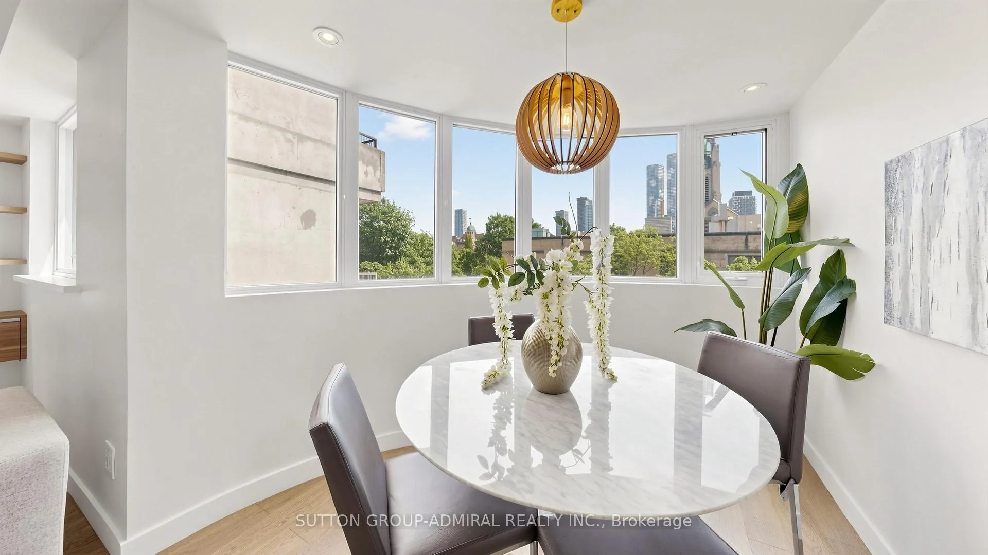 Photo 5 of Unit TH16, 80 Adelaide Street E, Toronto, Church-Yonge Corridor — HOMEH