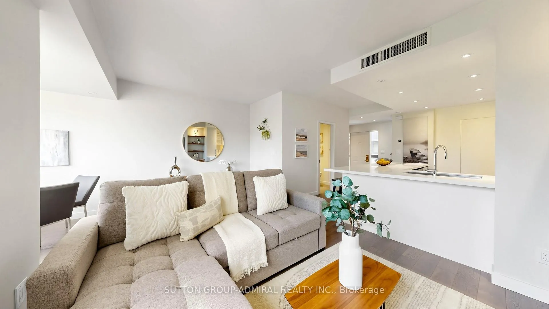 Photo 7 of Unit TH16, 80 Adelaide Street E, Toronto, Church-Yonge Corridor — HOMEH
