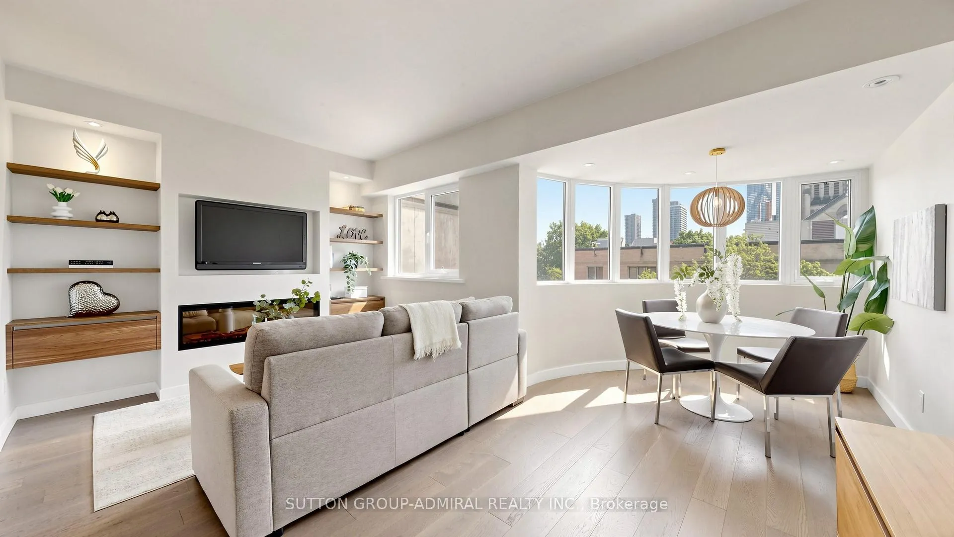 Photo 10 of Unit TH16, 80 Adelaide Street E, Toronto, Church-Yonge Corridor — HOMEH