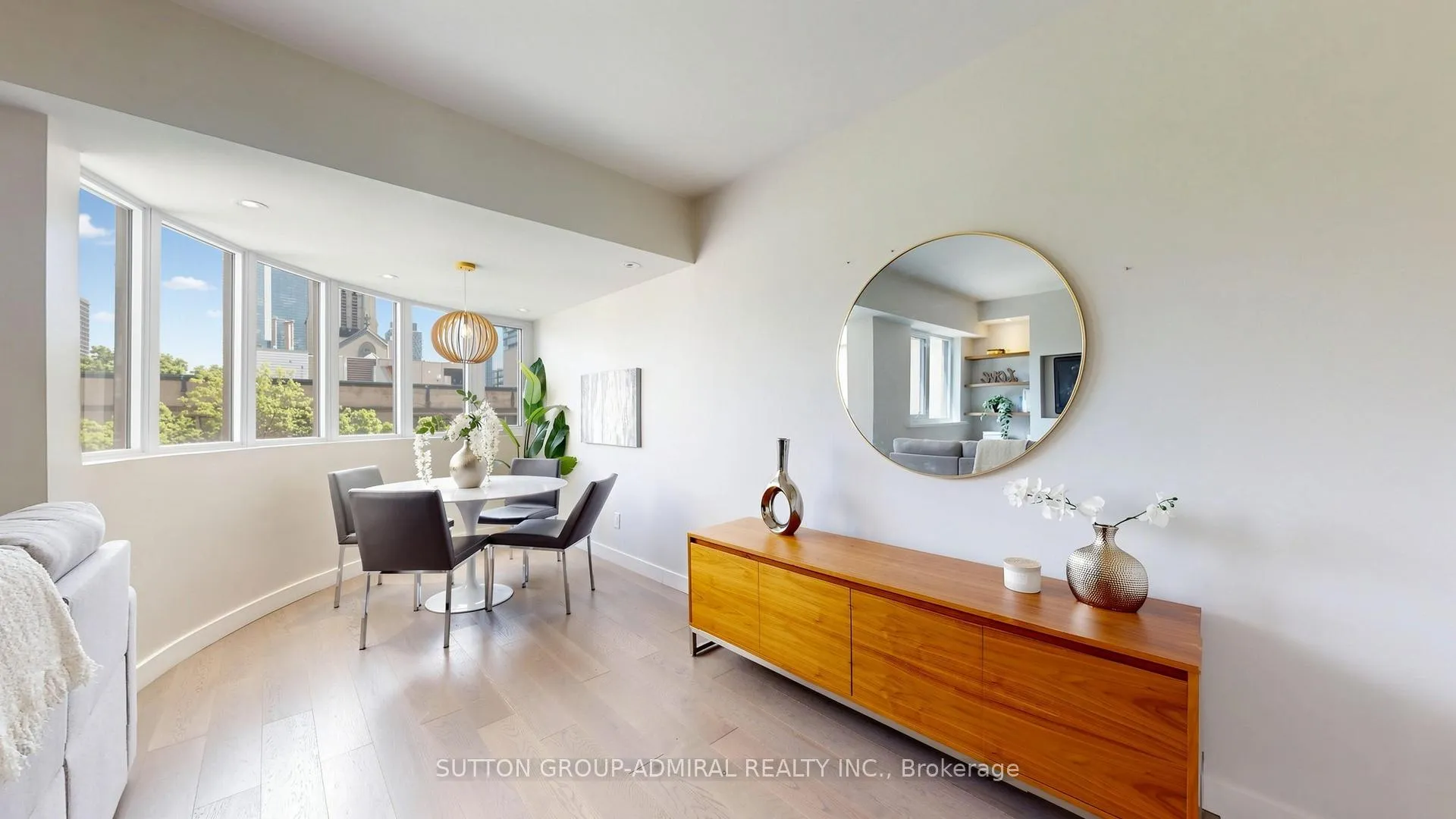 Photo 11 of Unit TH16, 80 Adelaide Street E, Toronto, Church-Yonge Corridor — HOMEH