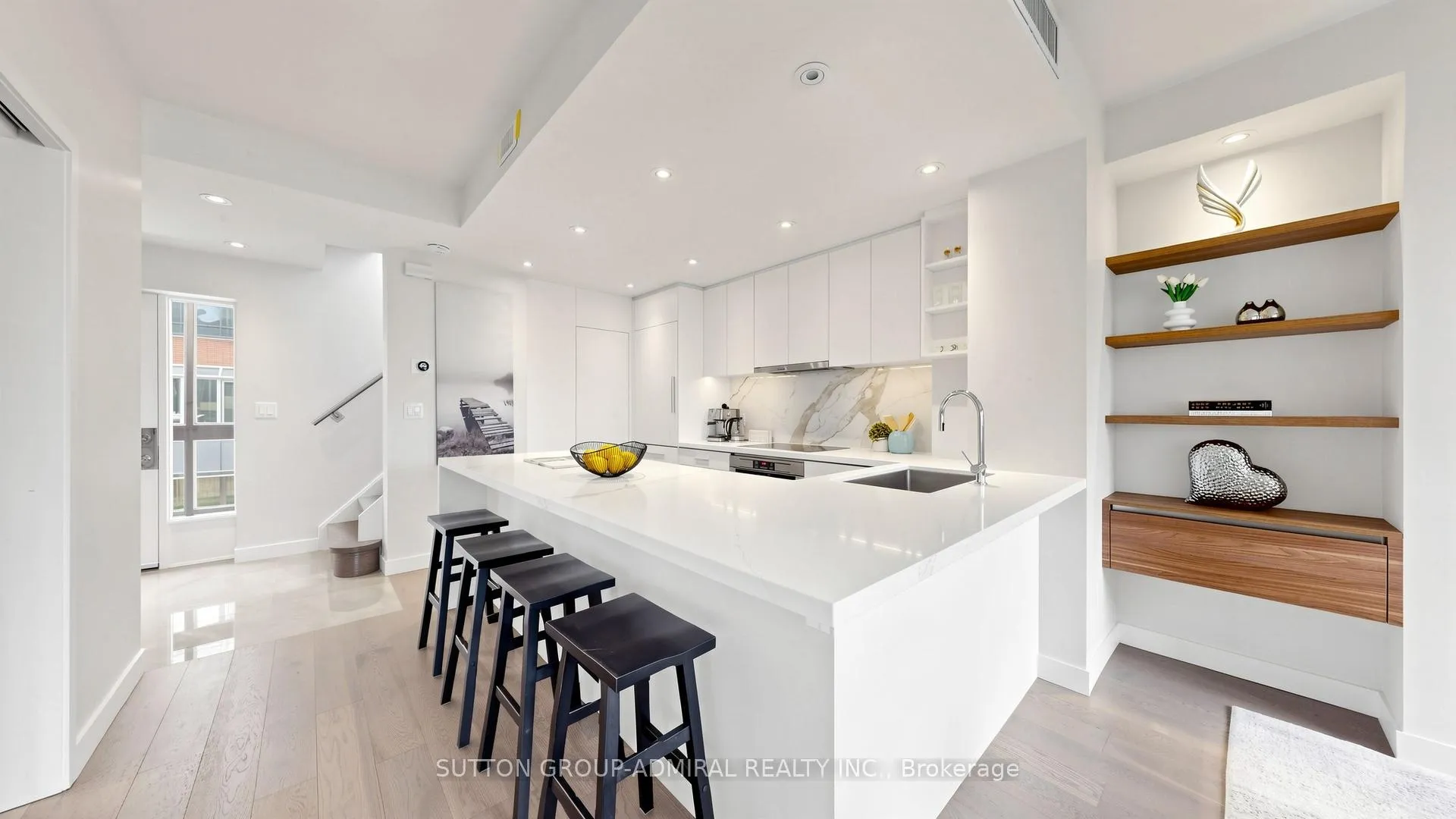 Photo 13 of Unit TH16, 80 Adelaide Street E, Toronto, Church-Yonge Corridor — HOMEH