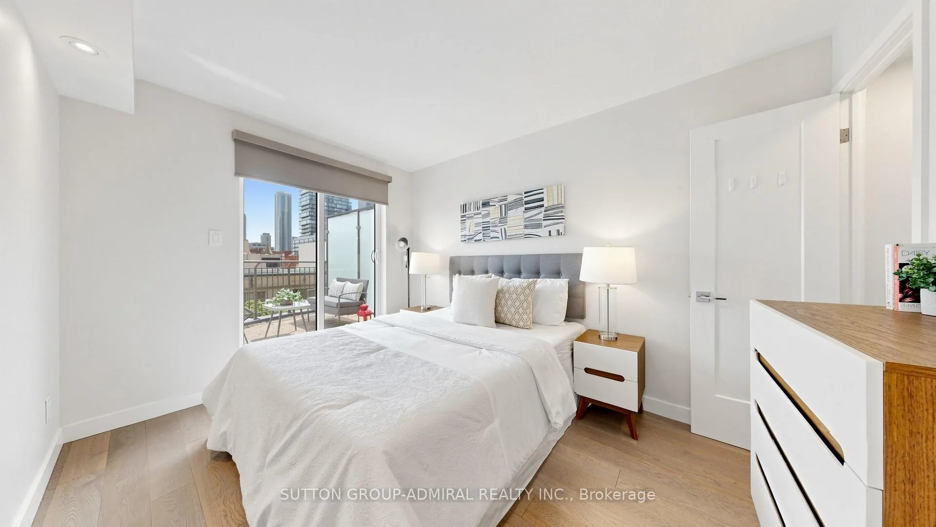 Photo 19 of Unit TH16, 80 Adelaide Street E, Toronto, Church-Yonge Corridor — HOMEH