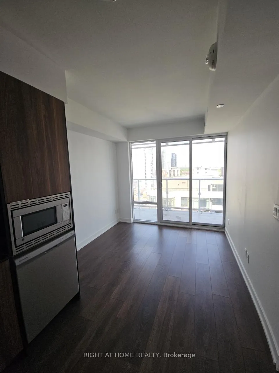 Photo 3 of Unit 1711, 18 Maitland Terrace, Toronto, Church-Yonge Corridor — HOMEH