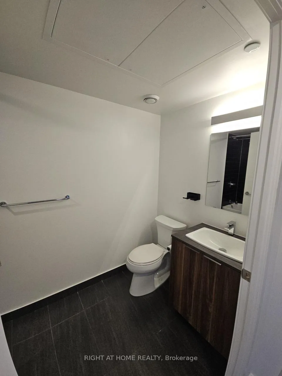 Photo 8 of Unit 1711, 18 Maitland Terrace, Toronto, Church-Yonge Corridor — HOMEH