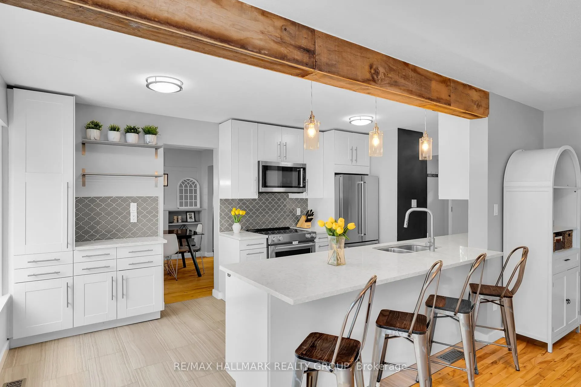 Photo 18 of 1089 Chablis Park, Ottawa, Convent Glen — HOMEH
