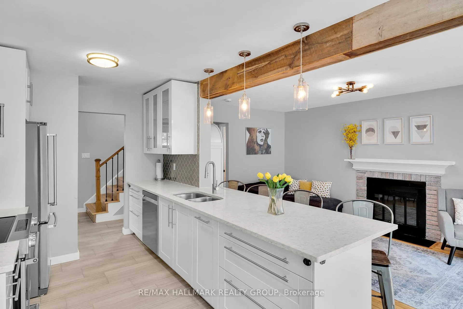 Photo 22 of 1089 Chablis Park, Ottawa, Convent Glen — HOMEH