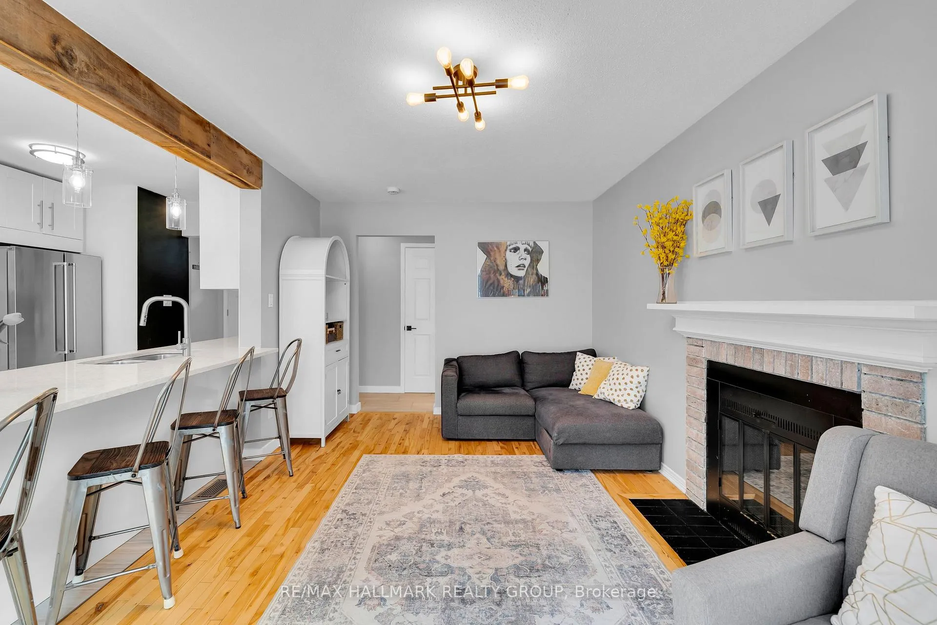 Photo 23 of 1089 Chablis Park, Ottawa, Convent Glen — HOMEH
