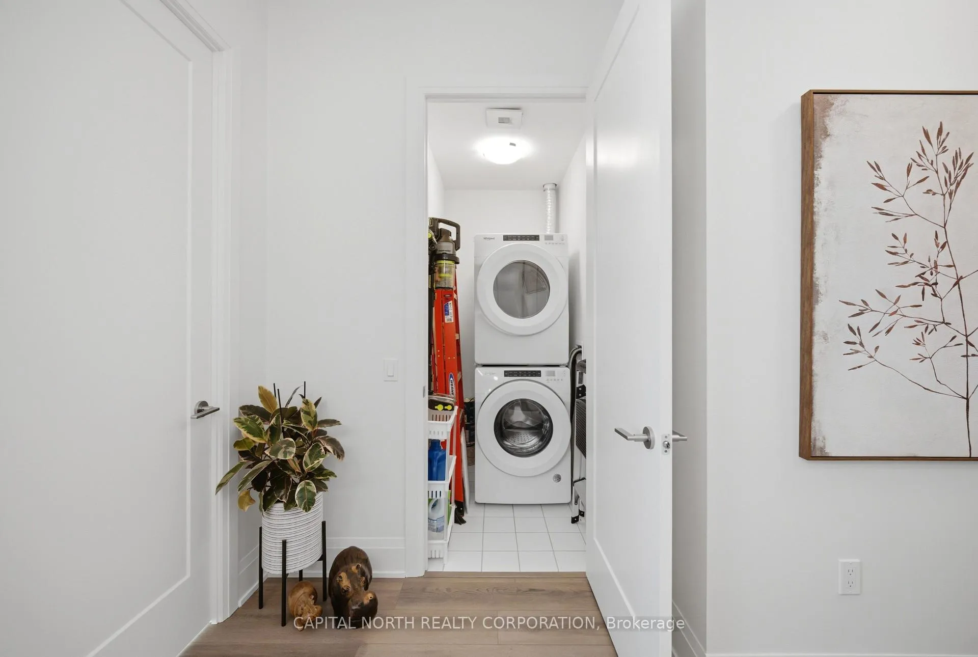Photo 21 of Unit 620, 9000 Jane Street, Vaughan, Vellore Village — HOMEH