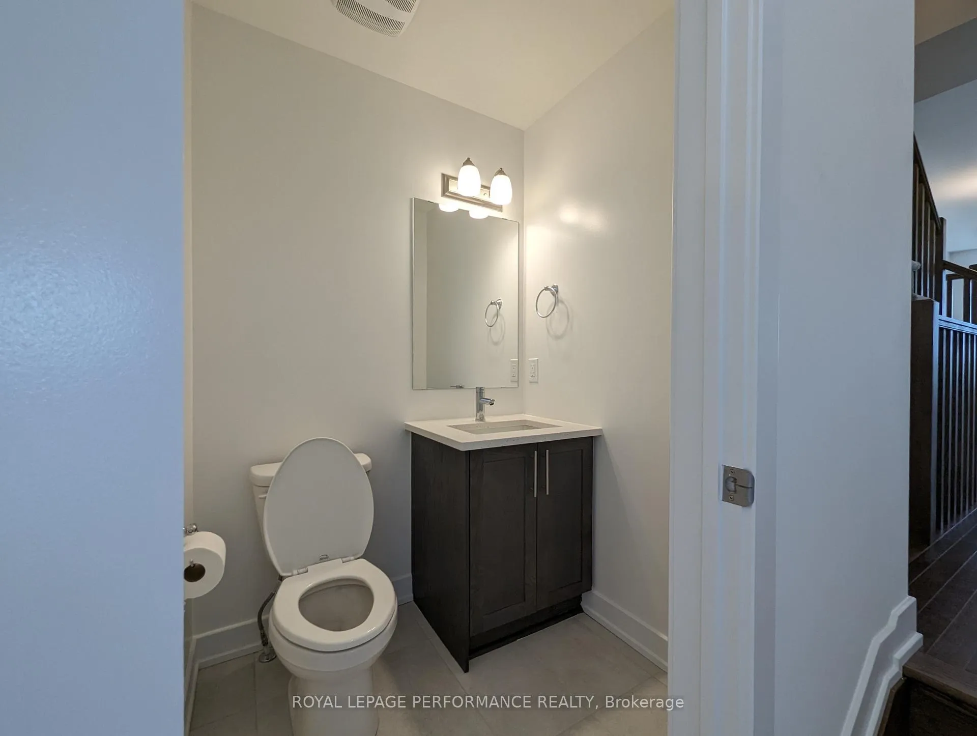 Photo 5 of 301 Monticello Avenue, Ottawa, Kanata - Emerald Meadows/Trailwest — HOMEH