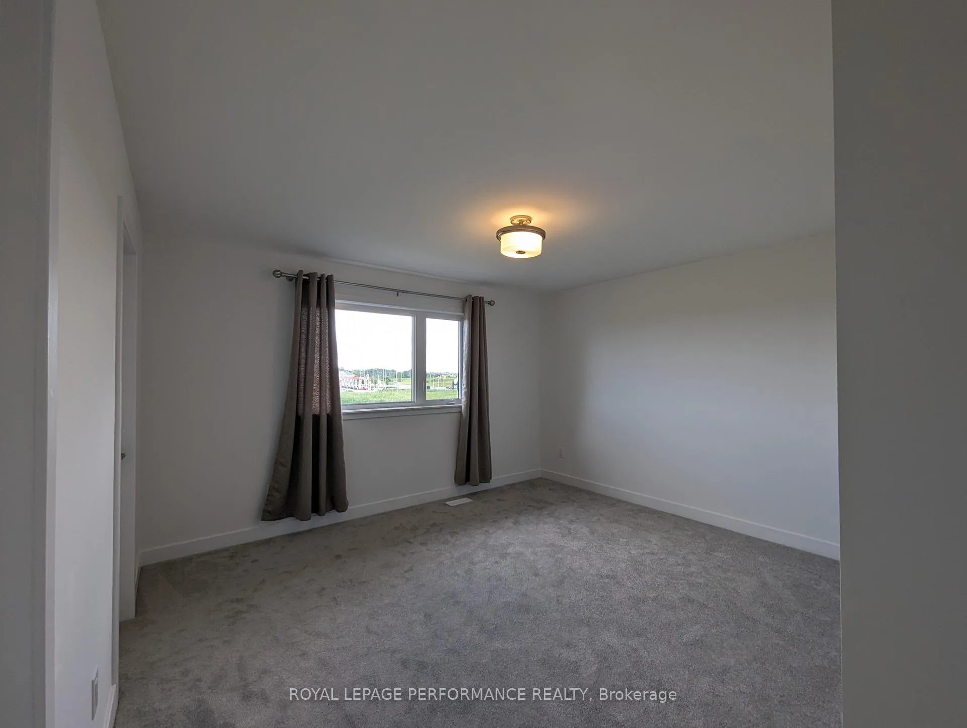 Photo 23 of 301 Monticello Avenue, Ottawa, Kanata - Emerald Meadows/Trailwest — HOMEH