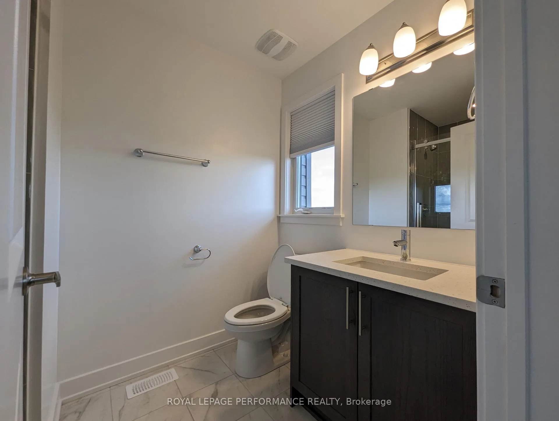Photo 24 of 301 Monticello Avenue, Ottawa, Kanata - Emerald Meadows/Trailwest — HOMEH