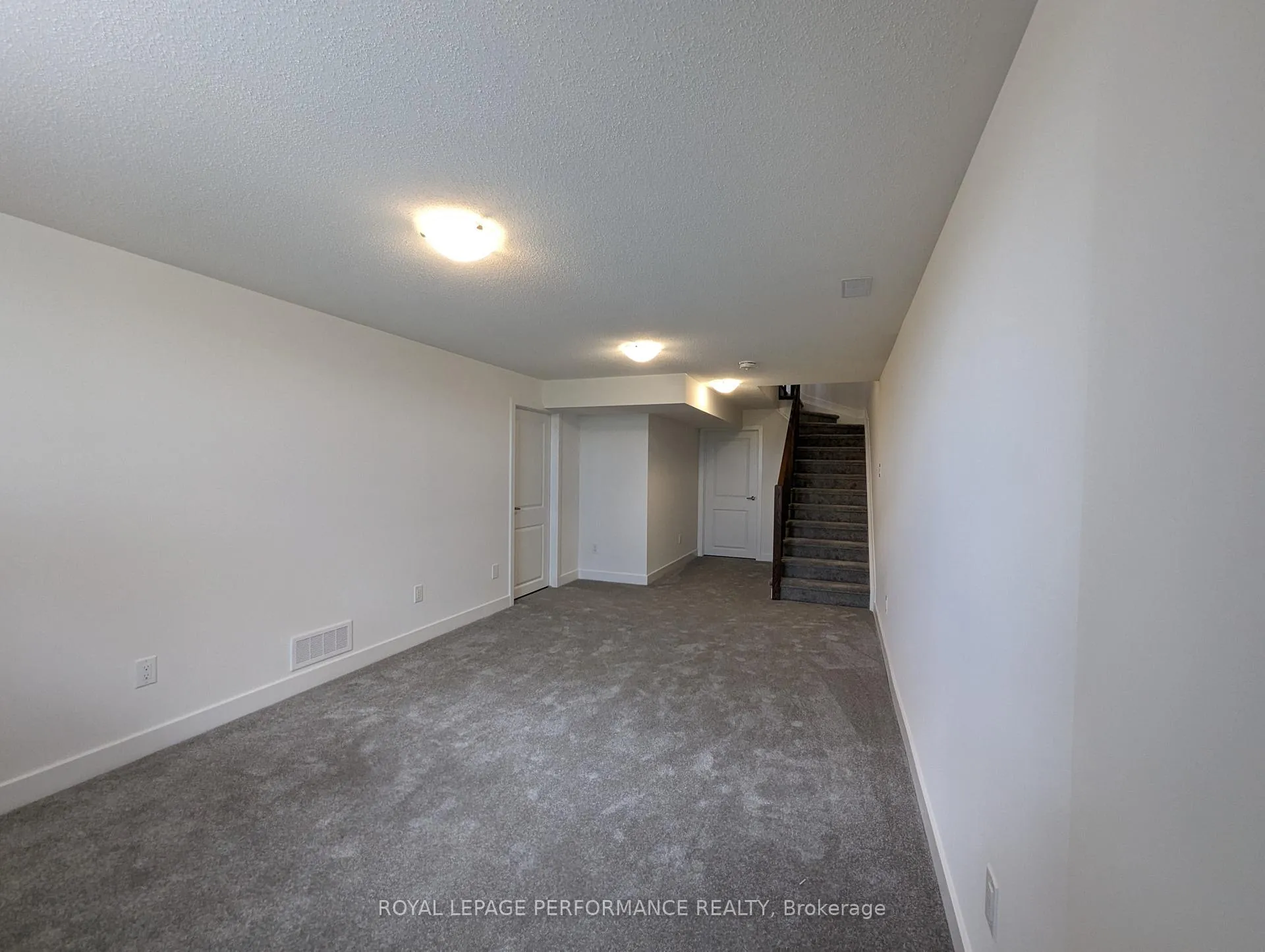 Photo 26 of 301 Monticello Avenue, Ottawa, Kanata - Emerald Meadows/Trailwest — HOMEH