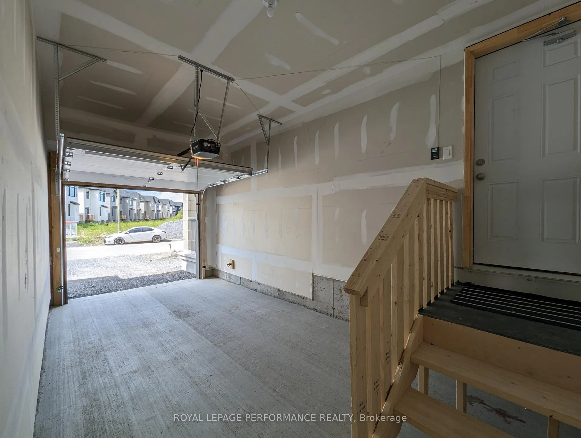 Photo 28 of 301 Monticello Avenue, Ottawa, Kanata - Emerald Meadows/Trailwest — HOMEH